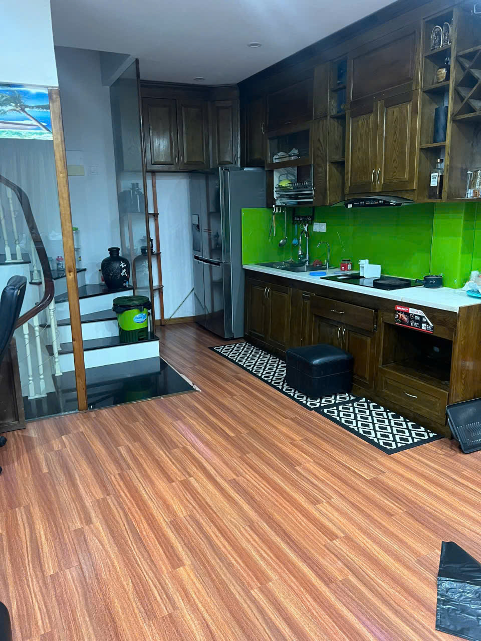 Cho thuê nhà Hồ Tùng Mậu, Mai Dịch, Cầu Giấy 40m x 6T LÔ GÓC, OTO giá 16.5 triệu 2