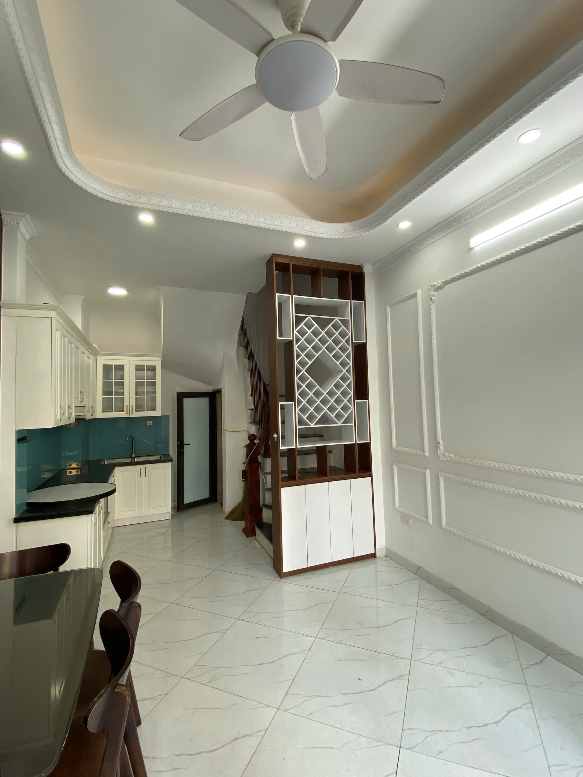 Cho thuê nhà nguyên căn sạch đẹp ở Mỹ Đình - Nam Từ Liêm 31m x 5T giá 13 triệu