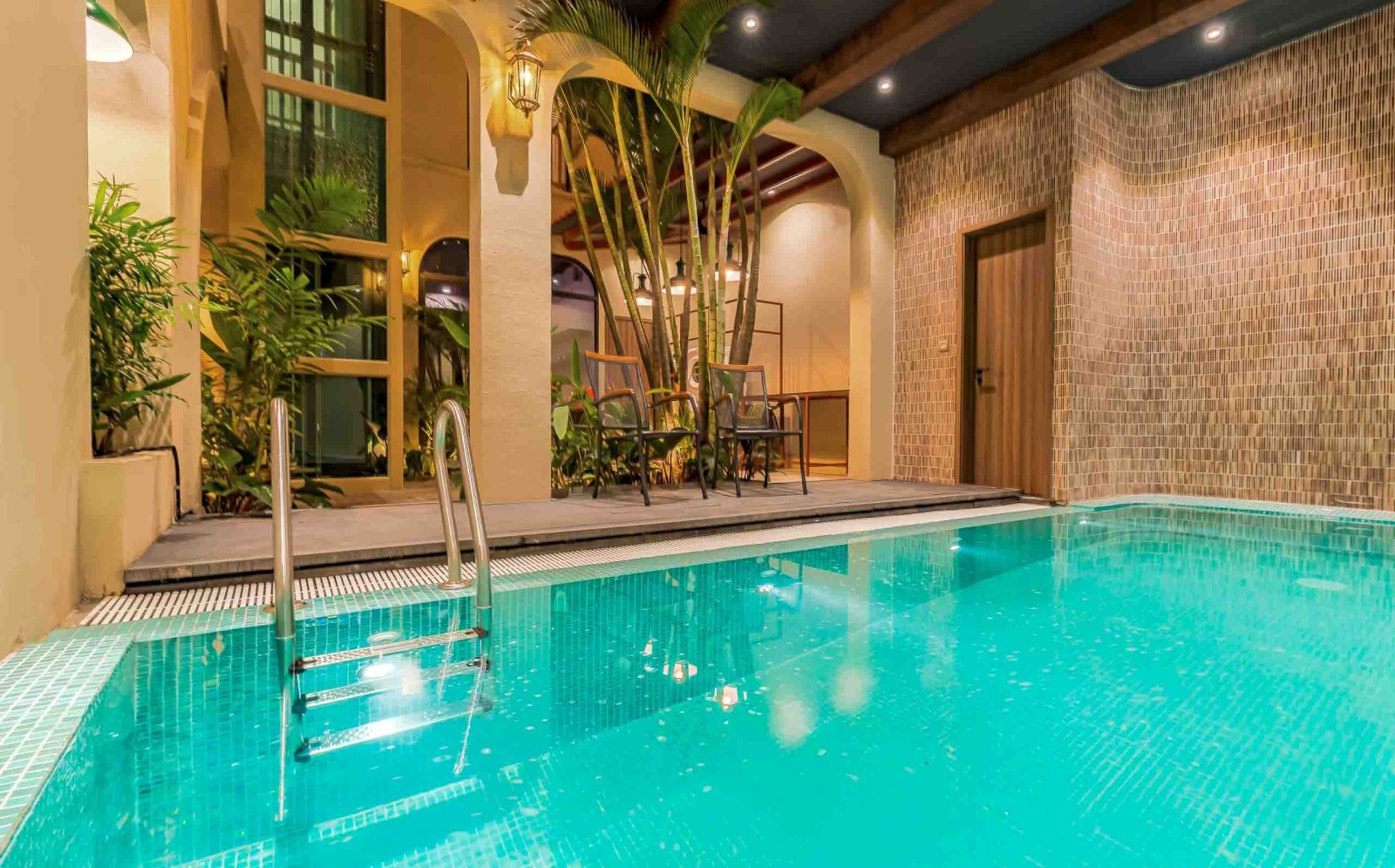 Bán Apartment lô góc Trần Văn Thành 145m2, 33.9 tỷ – sát biển Mỹ Khê 4