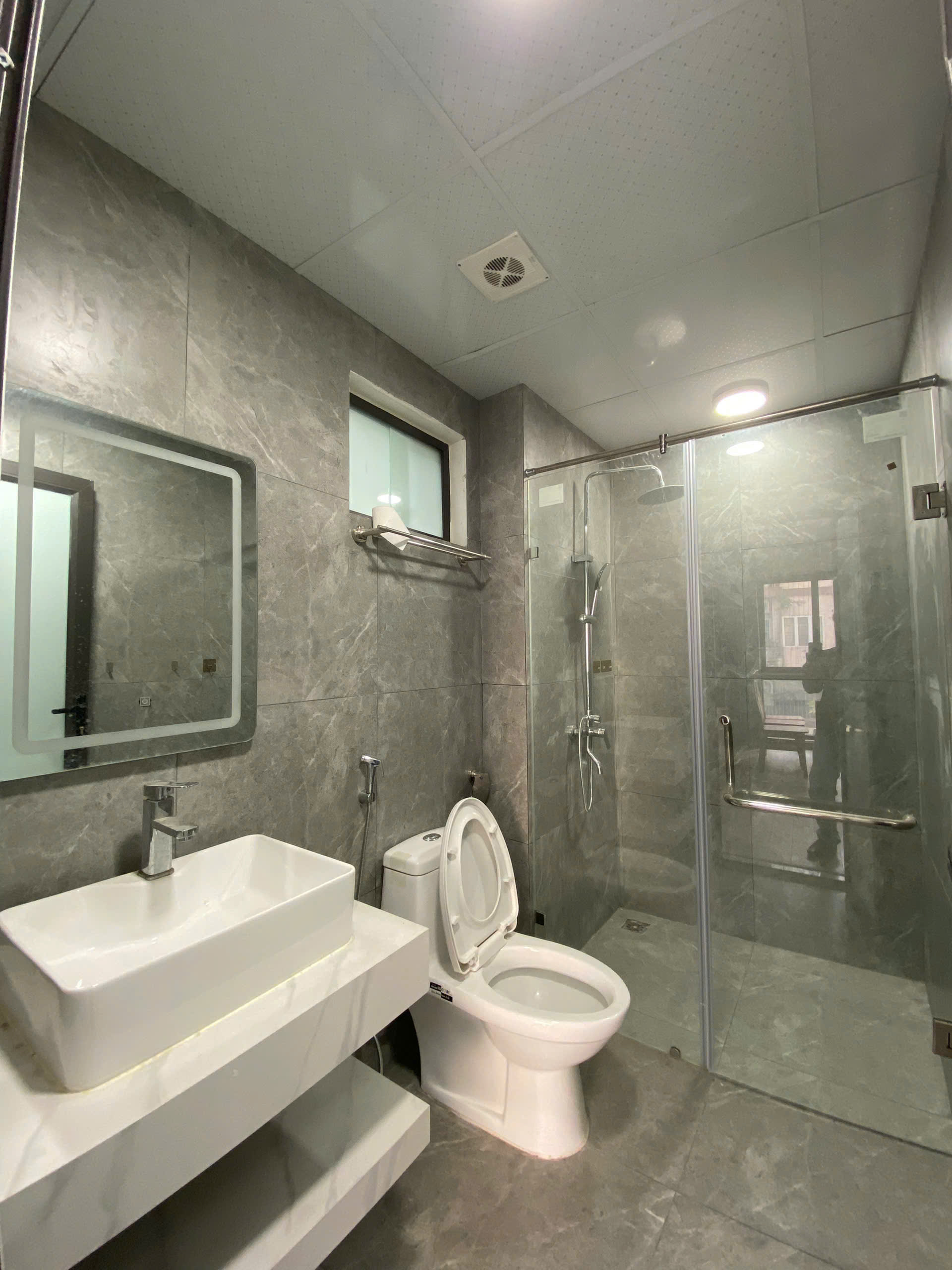 Cho thuê nhà nguyên căn sạch đẹp ở Mỹ Đình - Nam Từ Liêm 31m x 5T giá 13 triệu 5