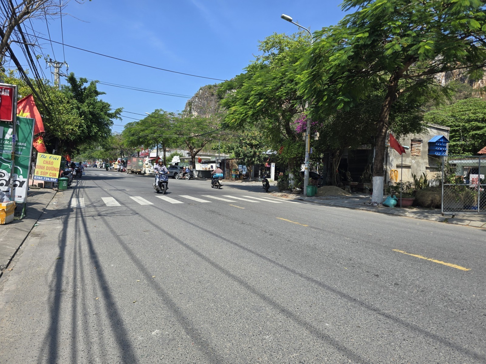 Bán mặt tiền đường Nguyễn Duy Trinh 370m2 – ngang khủng – giá 20.5 tỷ