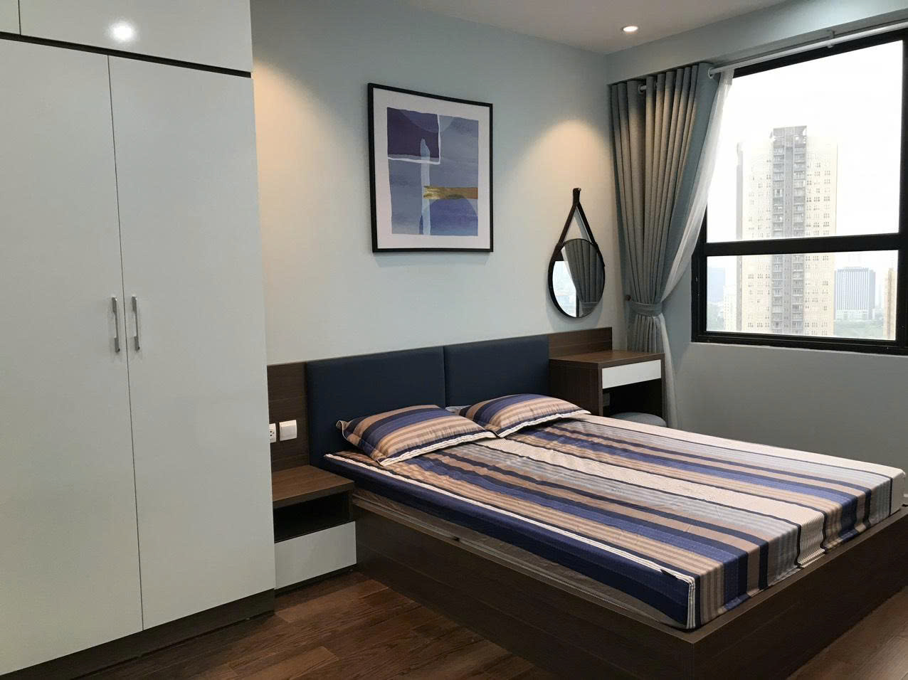 Bán căn hộ 2PN tại Vinhomes D'capitale - FULL ĐỒ - 9.2 tỷ bao ph.í 5