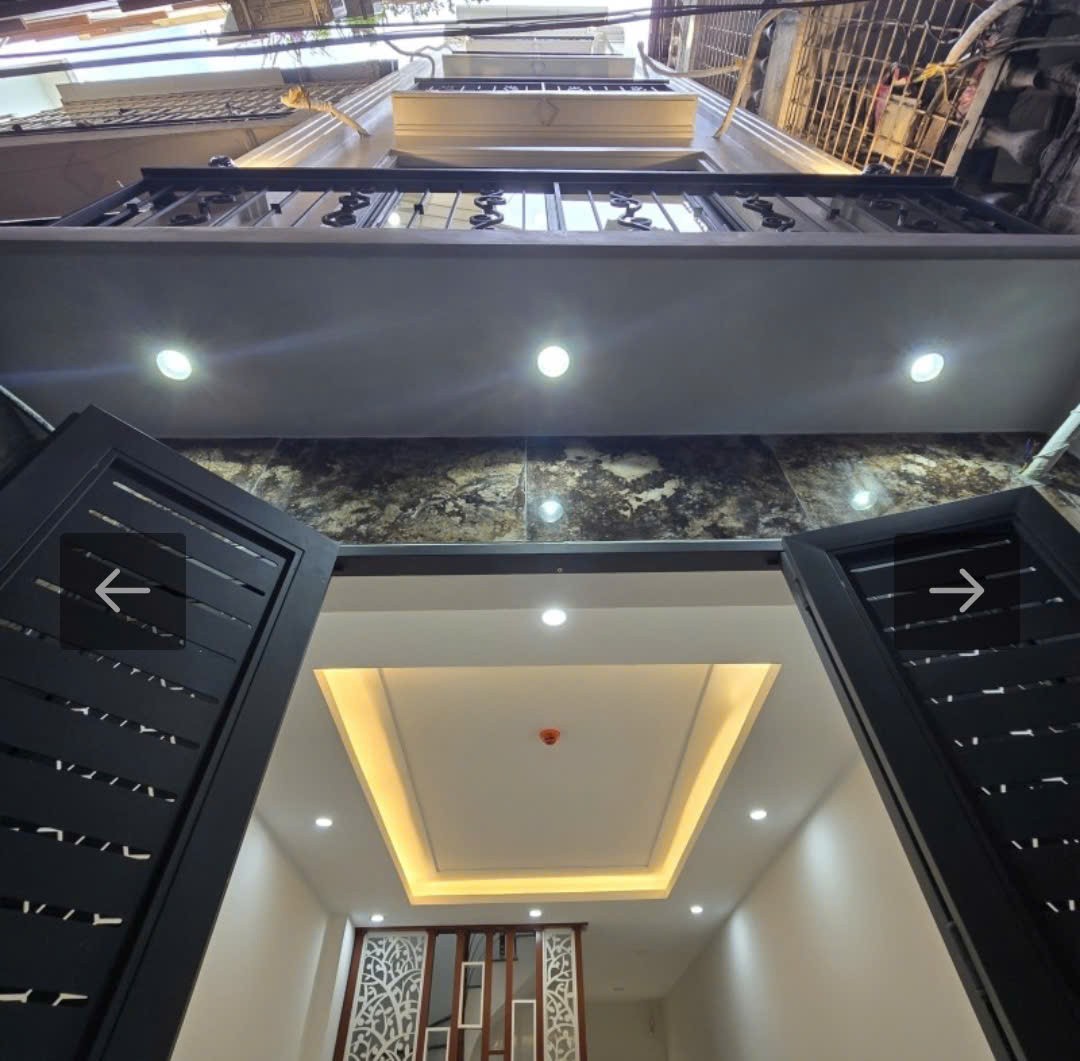 GIÁP NHẤT 41M² – 7 TẦNG THANG MÁY – 15M RA Ô TÔ – DÒNG TIỀN 60TR/THÁNG – 12.8 TỶ