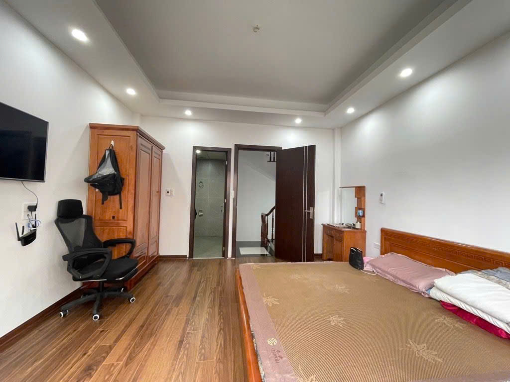 Cần bán Nhà mặt tiền đường Trương Định, Phường Trương Định, Diện tích 32m², Giá 8.5 Tỷ 4