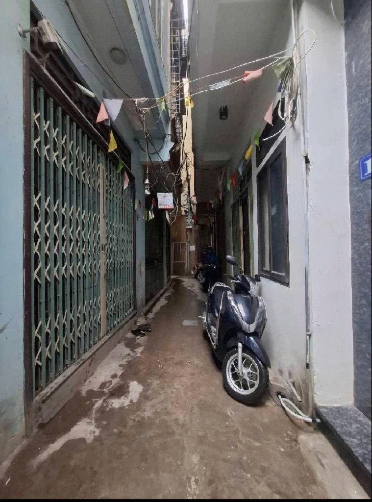 Cần bán Đất đường Thanh Đàm, Phường Thanh Trì, Diện tích 30m², Giá 5.6 Tỷ