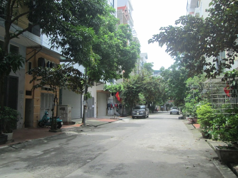 Chú Hải bán đất DV Xa La gần chợ Xa La ô tô tránh 50m2 chỉ 13.x tỷ. LH 0989626116 3