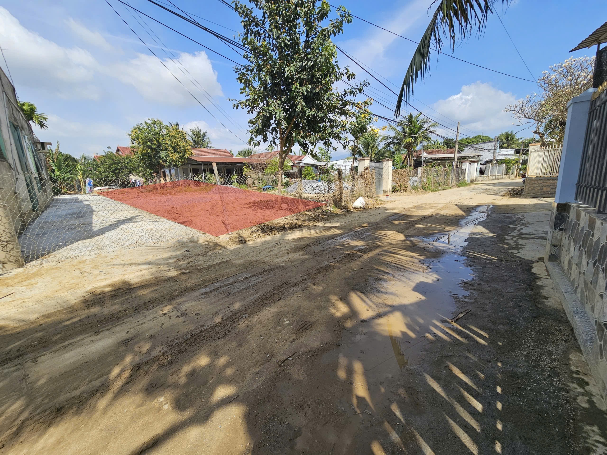 Bán đất thị trấn Diên Khánh sát bên cầu Thành - lô góc mặt đường 7m phù hợp kinh doanh