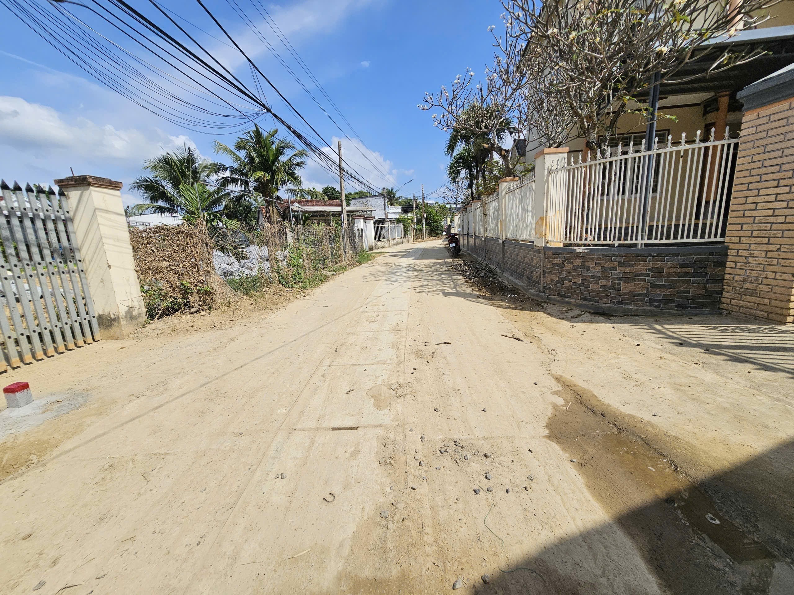 Bán đất thị trấn Diên Khánh sát bên cầu Thành - lô góc mặt đường 7m phù hợp kinh doanh 4