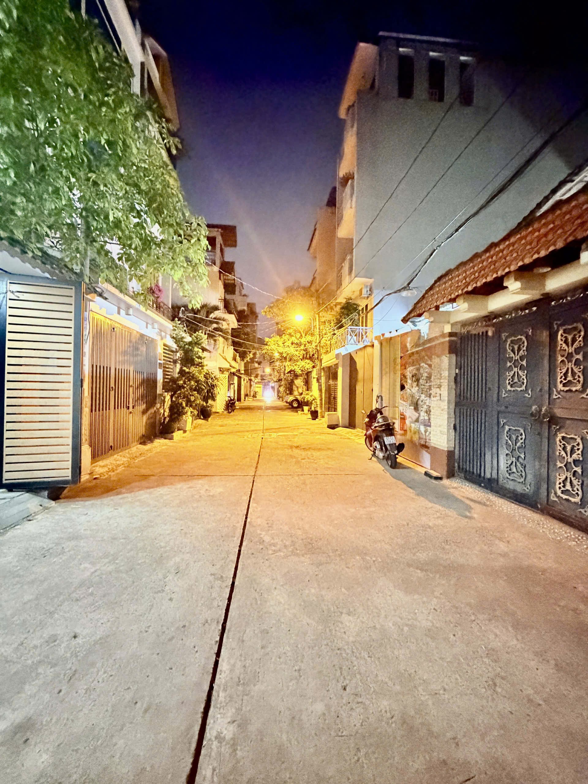 NHÀ ĐẸP BẠCH ĐẰNG HXH TRÁNH - 110m2 (6.1×18) GẦN CV GIA ĐỊNH 2