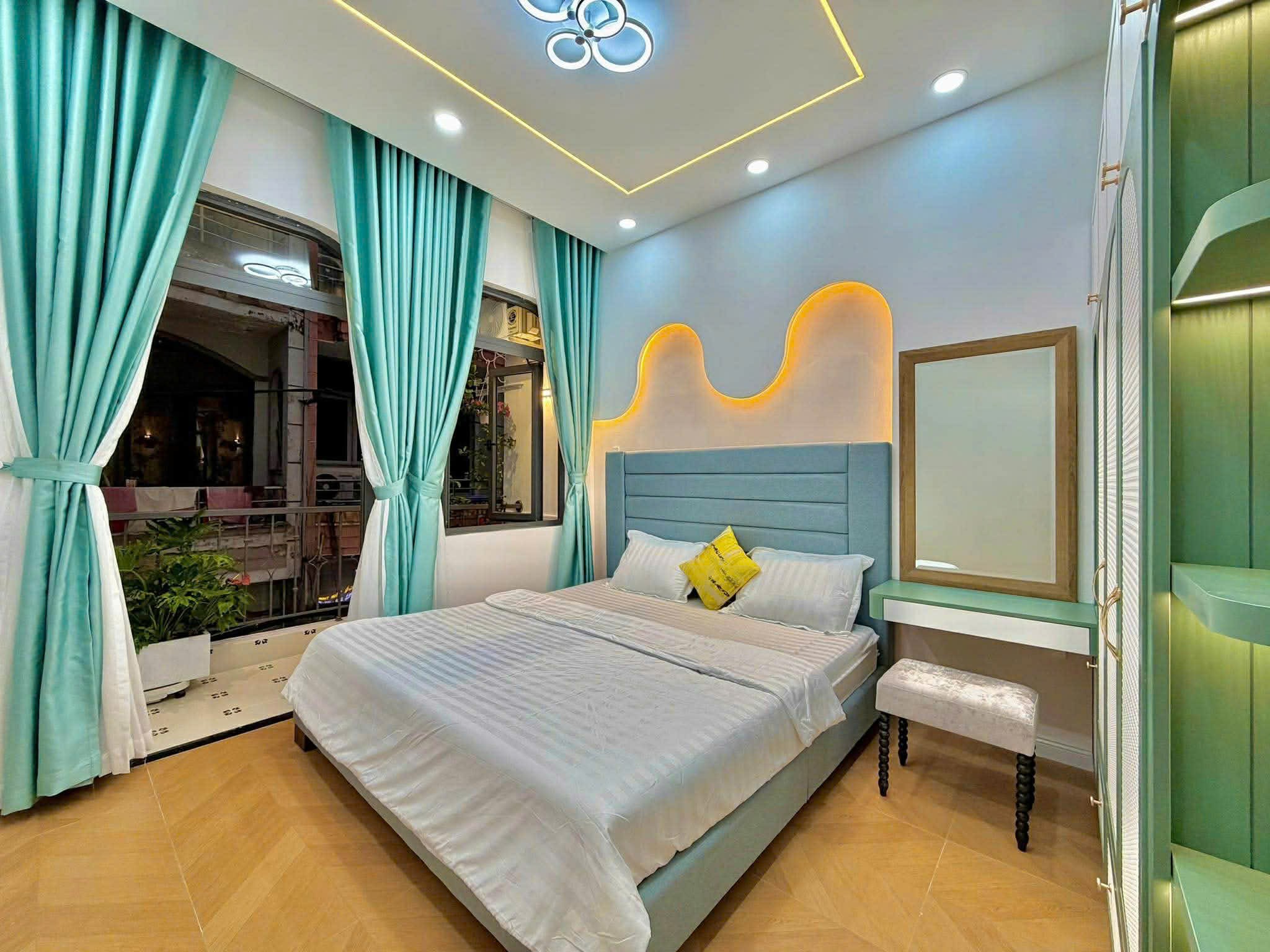 SIÊU PHẨM 2 MẶT HẺM LÊ VĂN SỸ Q3 - HẺM 6M OTO ĐẾN NHÀ 3