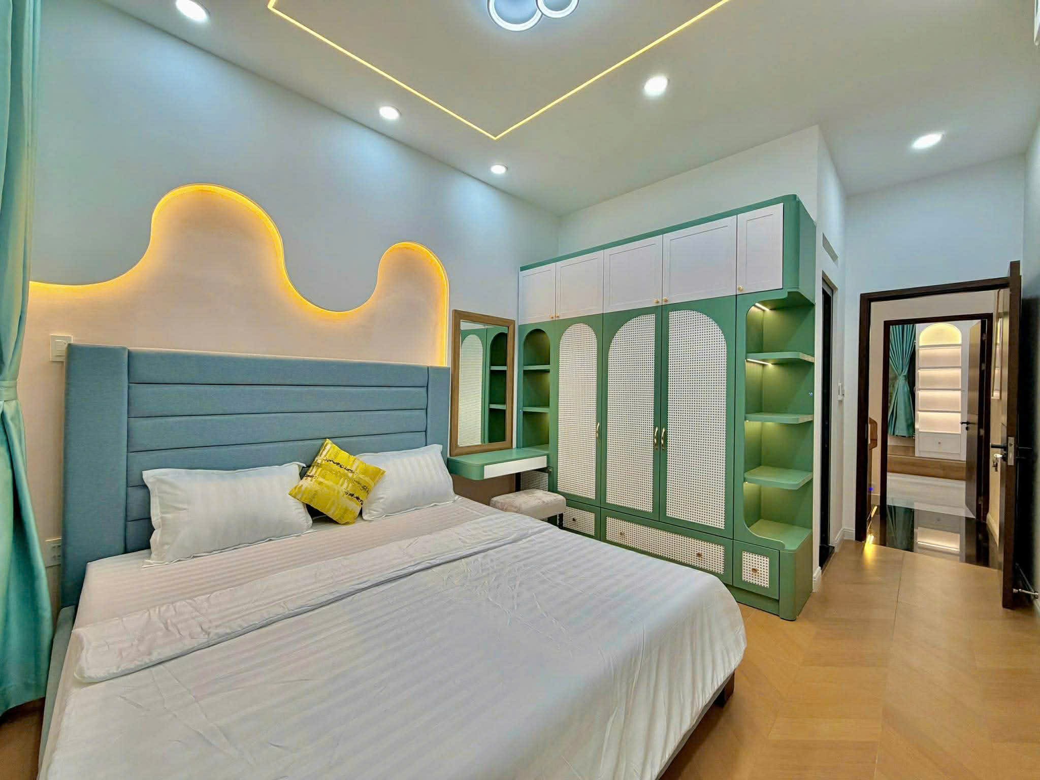 SIÊU PHẨM 2 MẶT HẺM LÊ VĂN SỸ Q3 - HẺM 6M OTO ĐẾN NHÀ 2