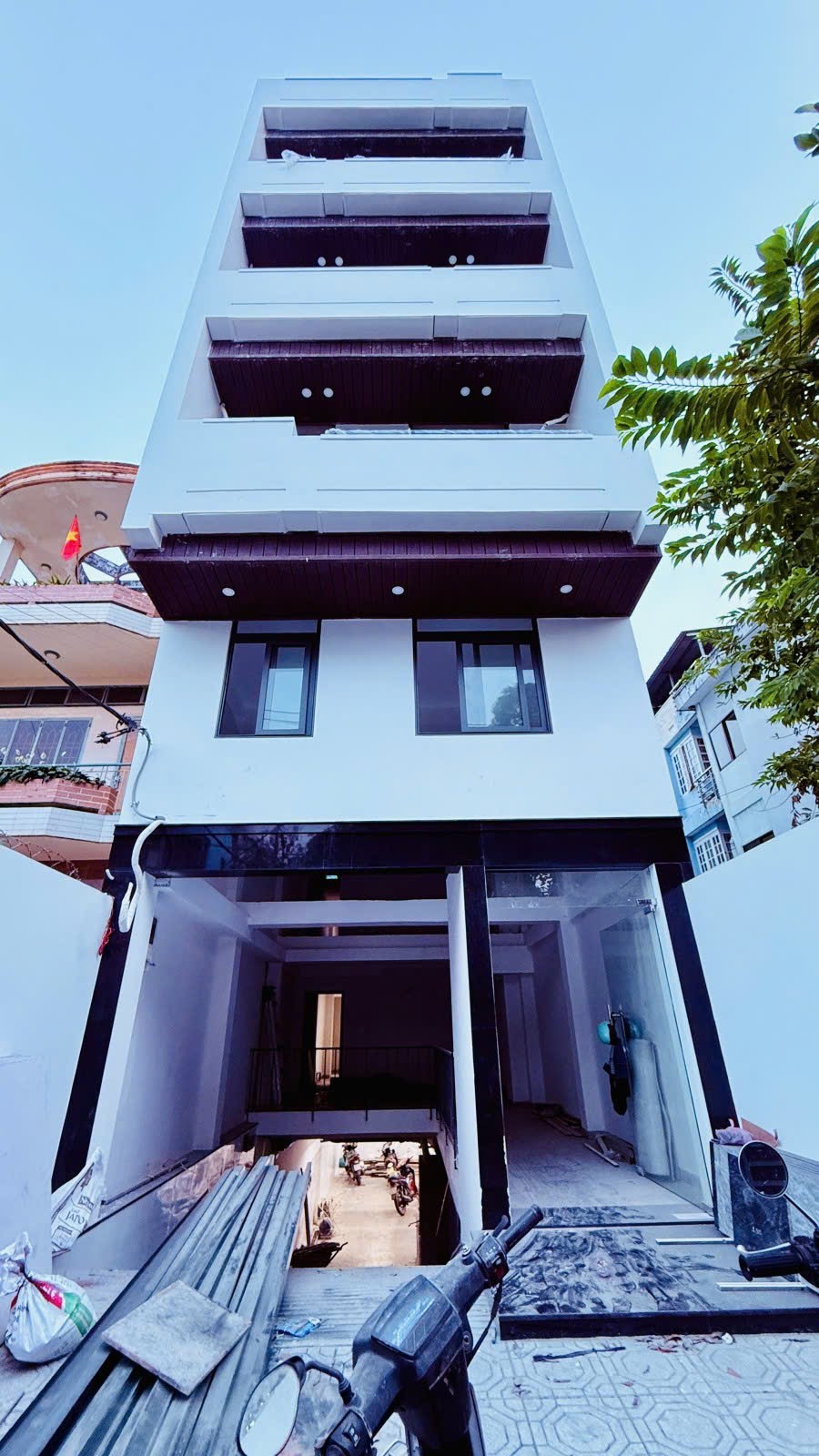 CHDV 7 TẦNG 152m2 - 3 MẶT THOÁNG MT NGÔ ĐỨC KẾ - THUÊ KHOÁN 120TR/THÁNG 8