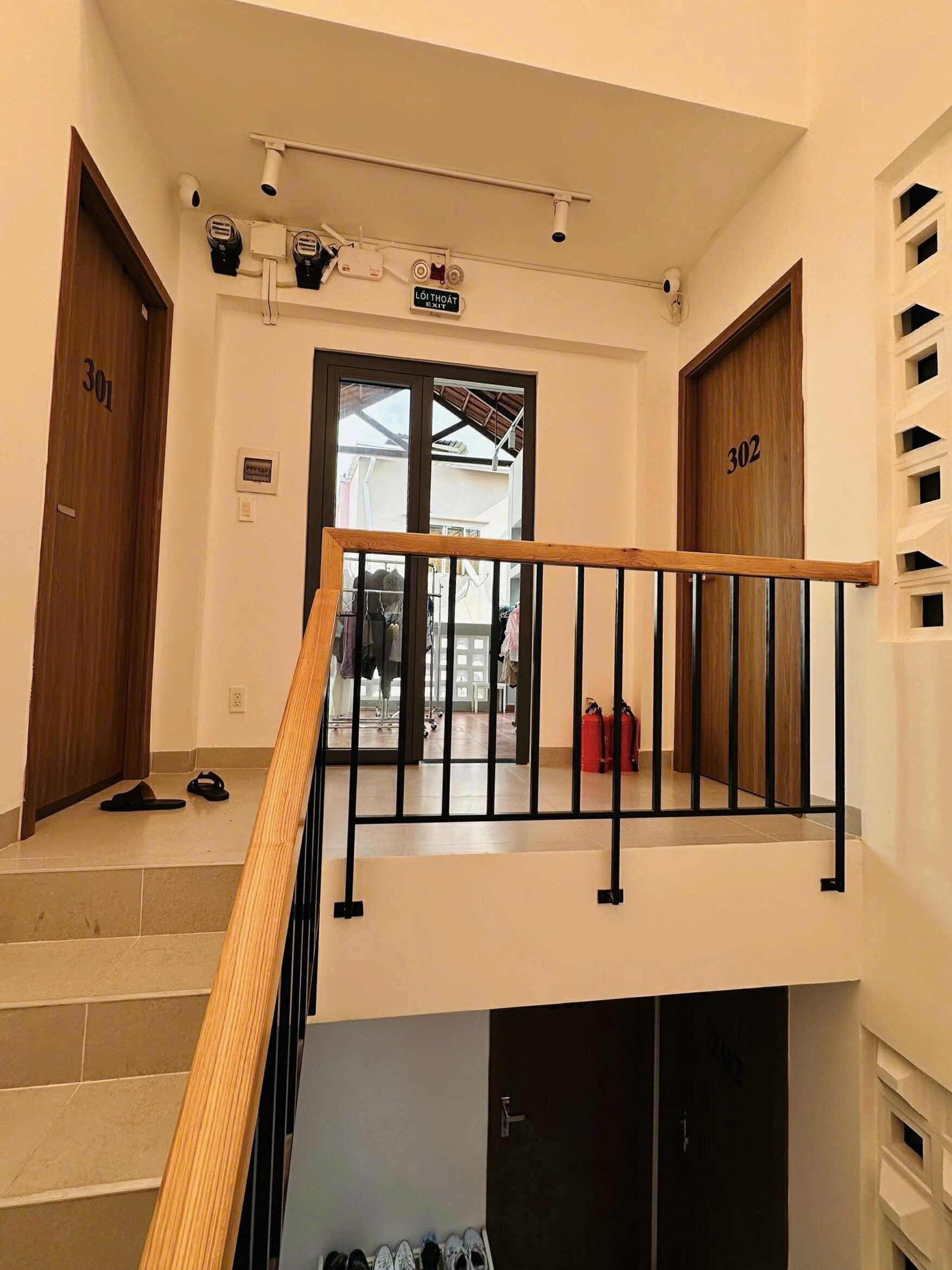 TÒA CHDV CAO CẤP GÓC 2 MẶT TIỀN - 79m2 9 PHÒNG FULL NT - DOANH THU 60TR/THÁNG 9