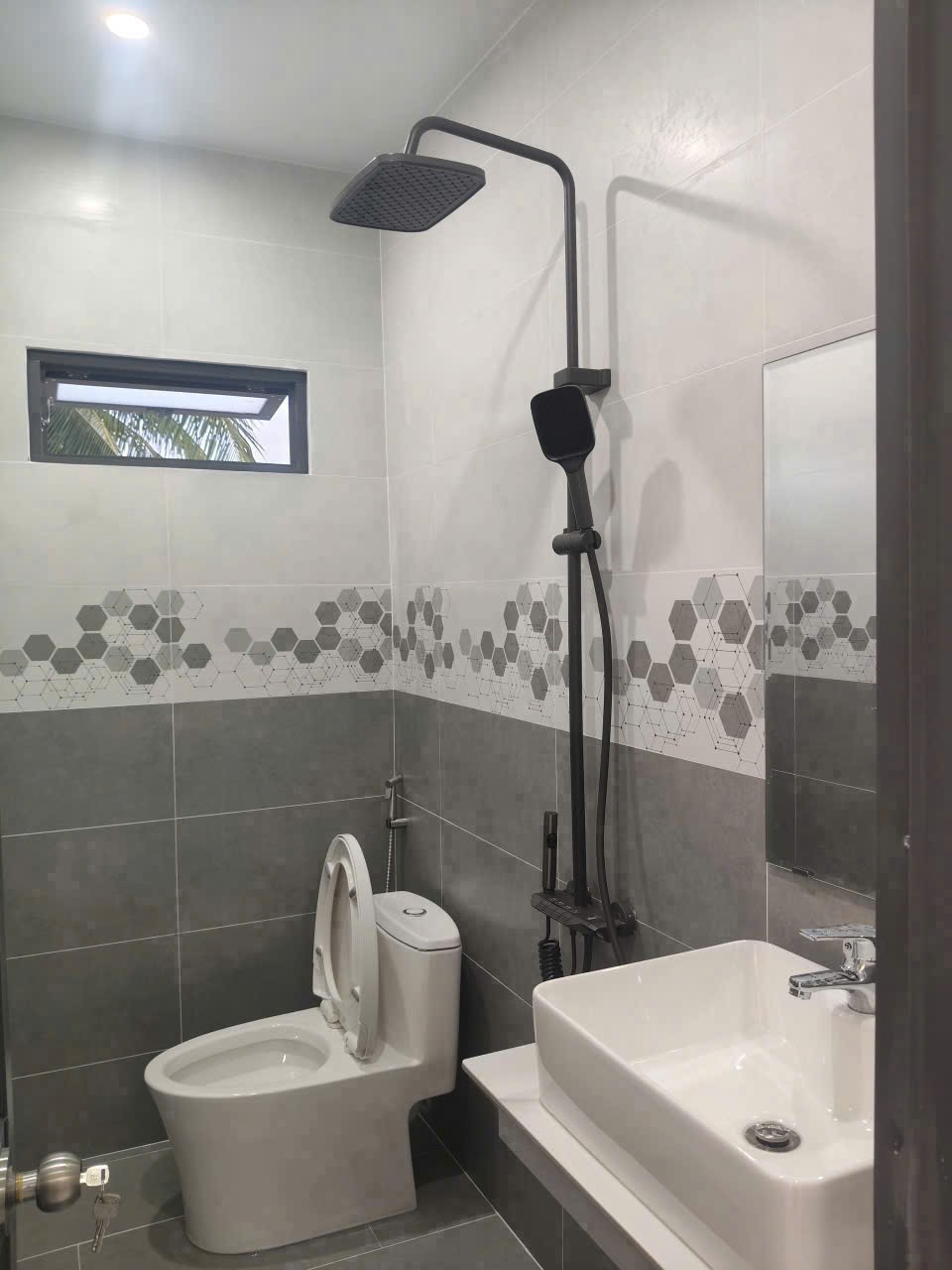 Bán nhà Diên Lạc 2 tầng mới xây full thổ cư hẻm đường Tư Văn sát bên Tỉnh Lộ 2 10