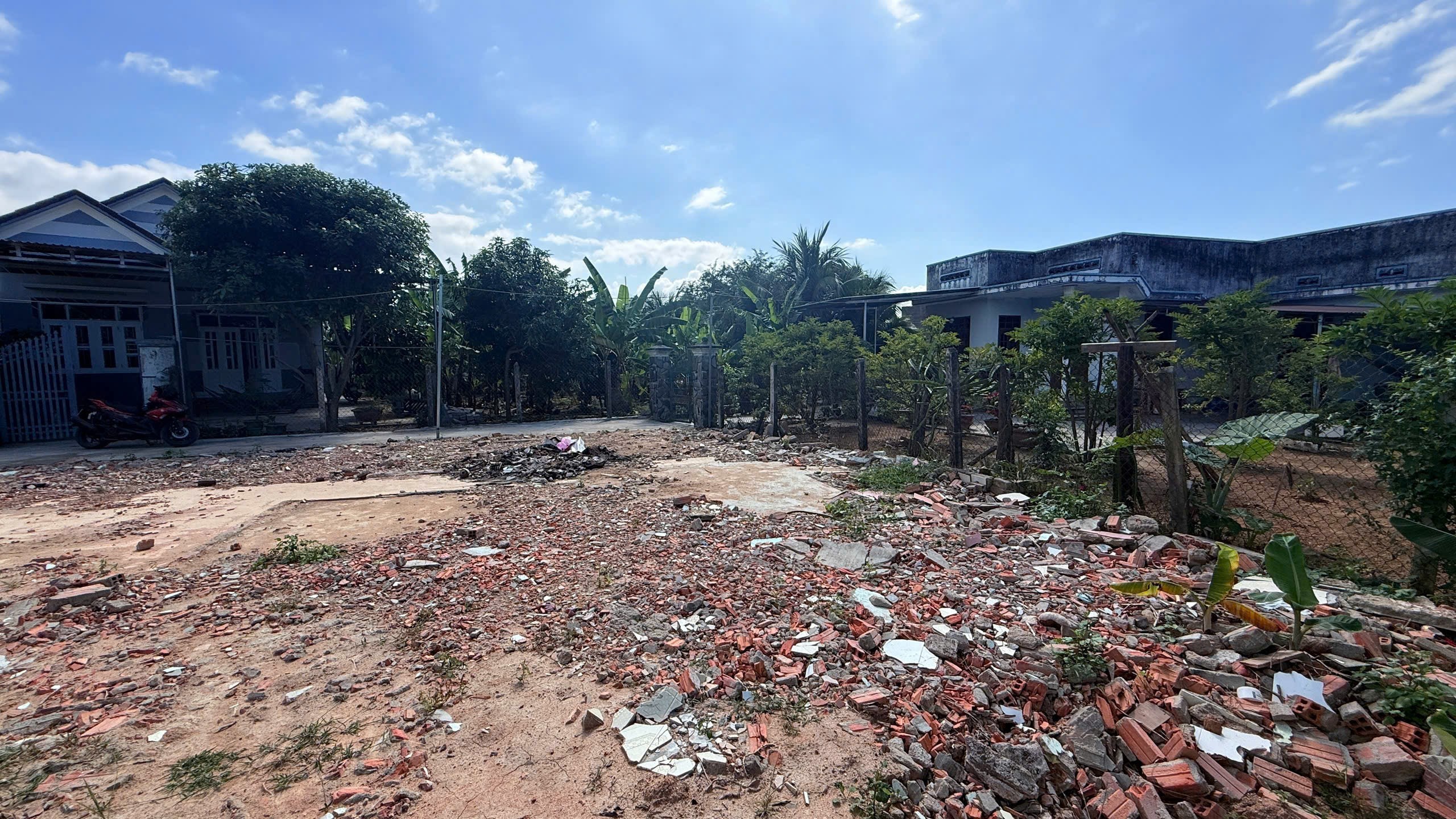 Bán đất Diên Lạc giá rẻ sát bên Tỉnh Lộ 2 - đường bê tông oto vào tới nơi 5