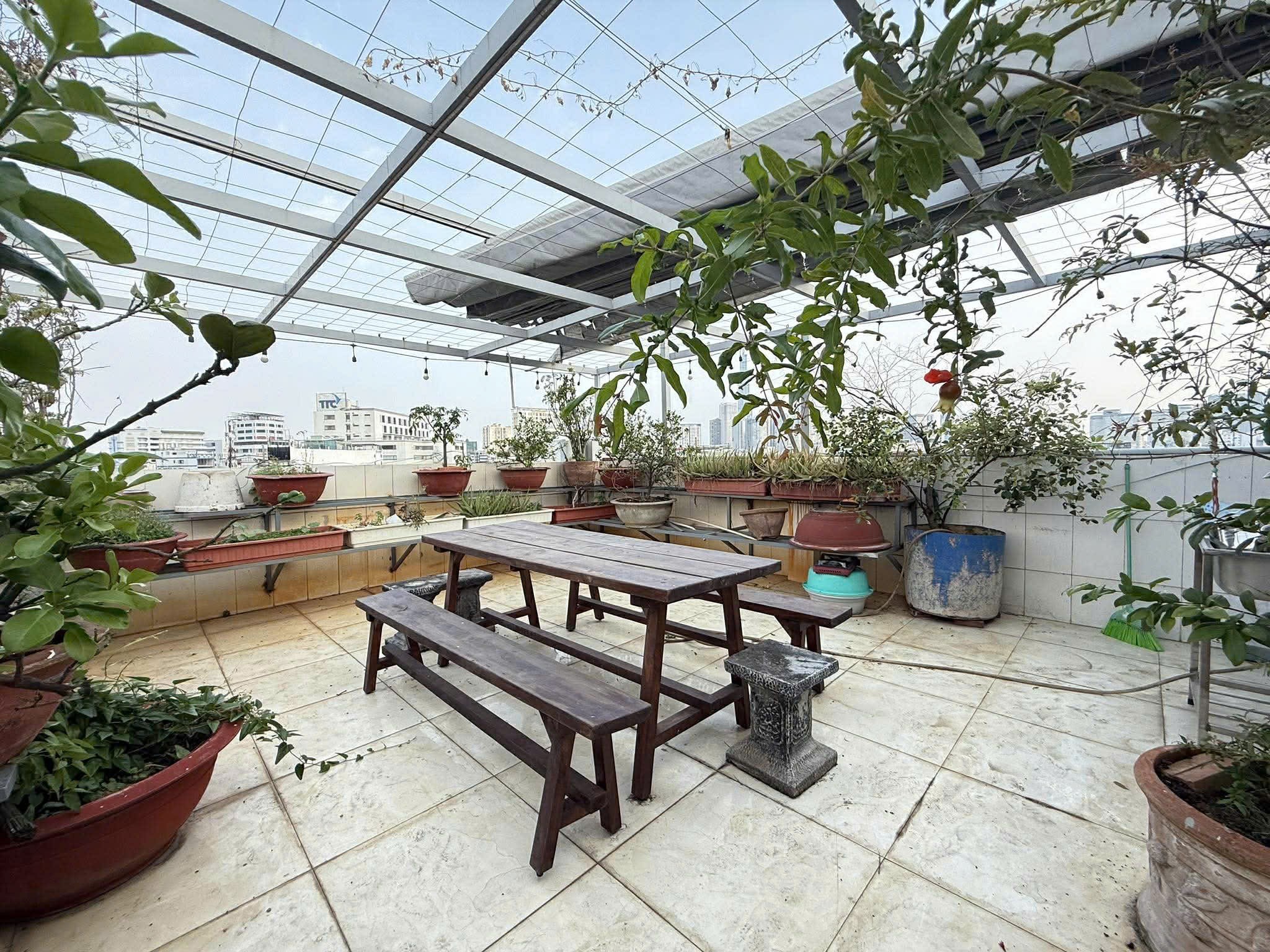 TÒA CHDV 6 TẦNG CÓ HẦM - 27 PHÒNG D/THU 120TR/THÁNG - 110M² NỞ HẬU - 32 TỶ 11