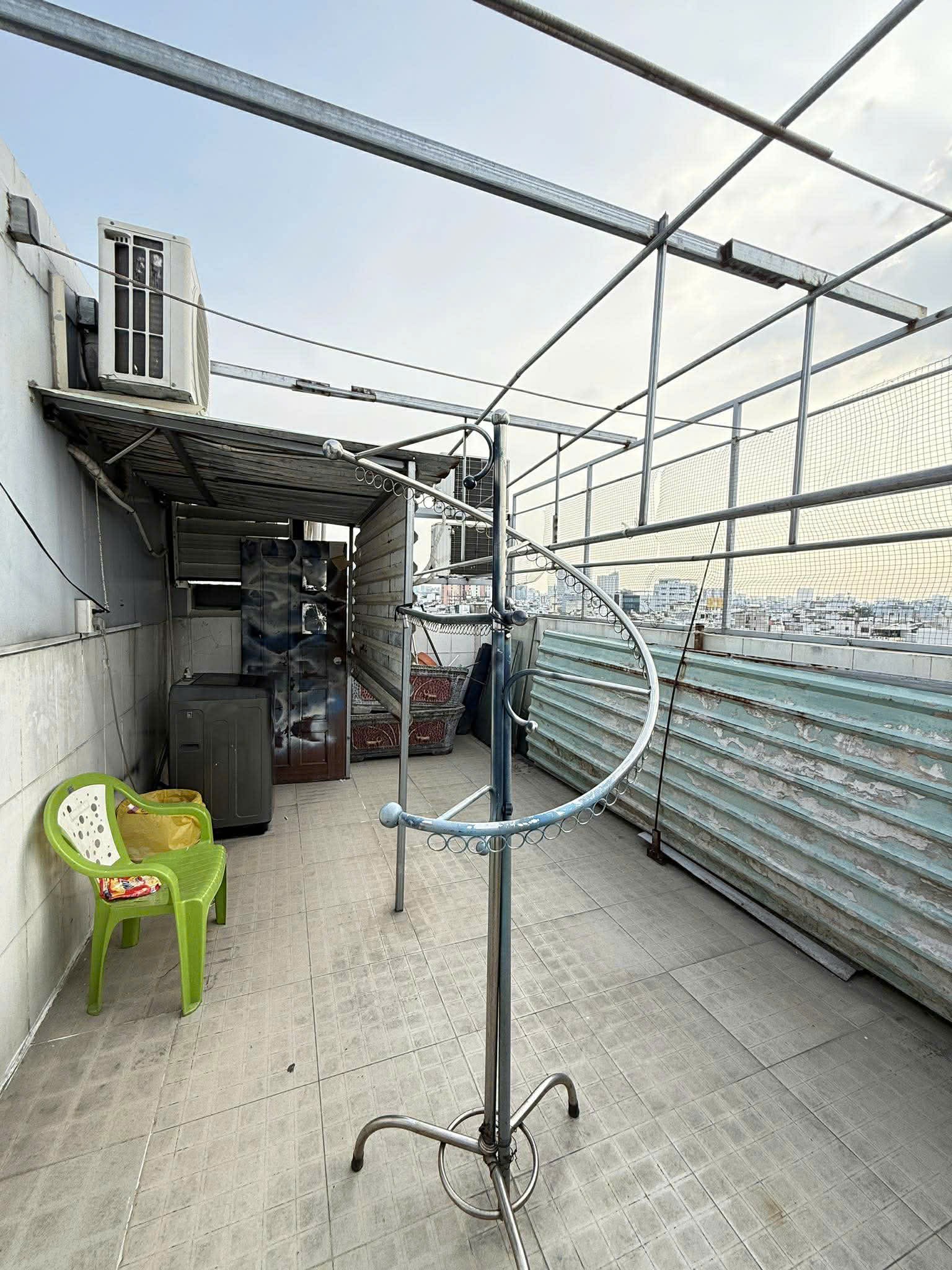 TÒA CHDV 6 TẦNG CÓ HẦM - 27 PHÒNG D/THU 120TR/THÁNG - 110M² NỞ HẬU - 32 TỶ 10