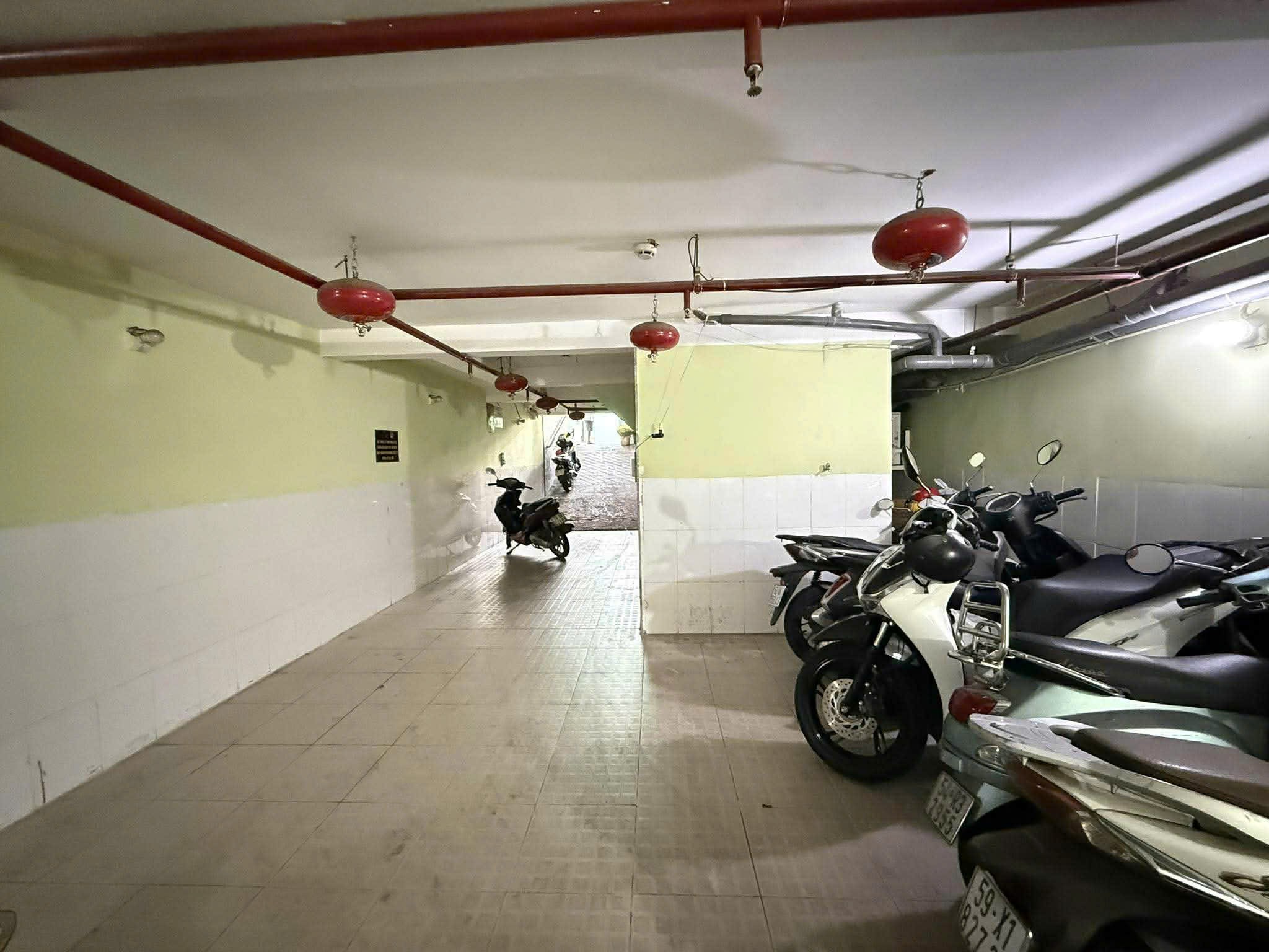 TÒA CHDV 6 TẦNG CÓ HẦM - 27 PHÒNG D/THU 120TR/THÁNG - 110M² NỞ HẬU - 32 TỶ 14