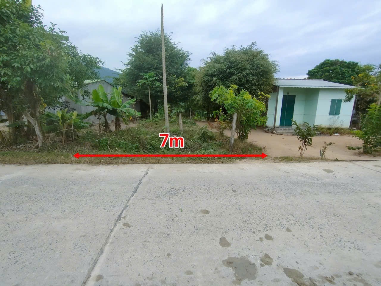 Bán đất Khánh Bình giá rẻ gần trường tiểu học mặt đường bê tông nội thôn 3