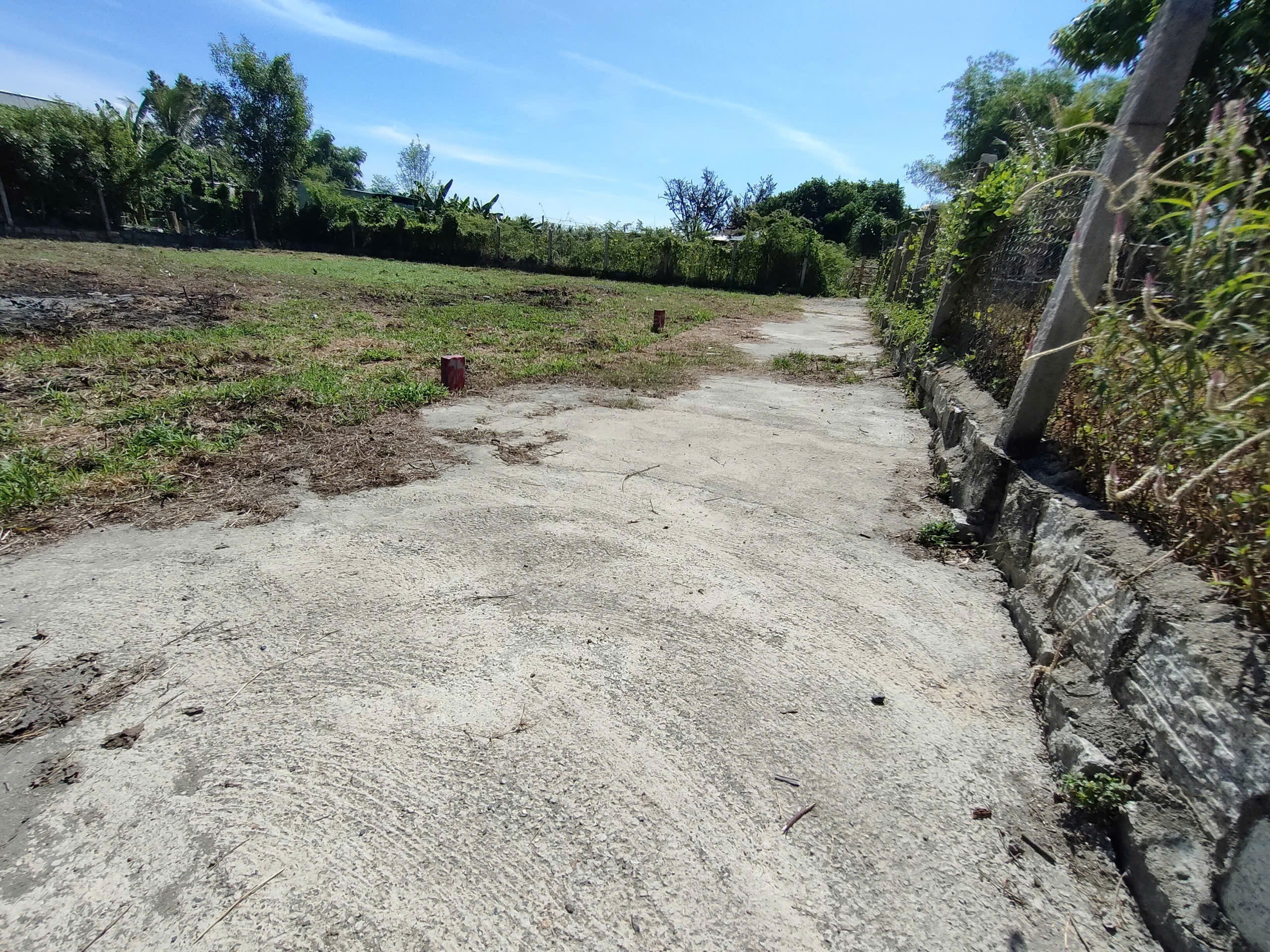 Bán đất Suối Hiệp thôn Thuỷ Xương giá rẻ cách chợ chỉ 500m 2