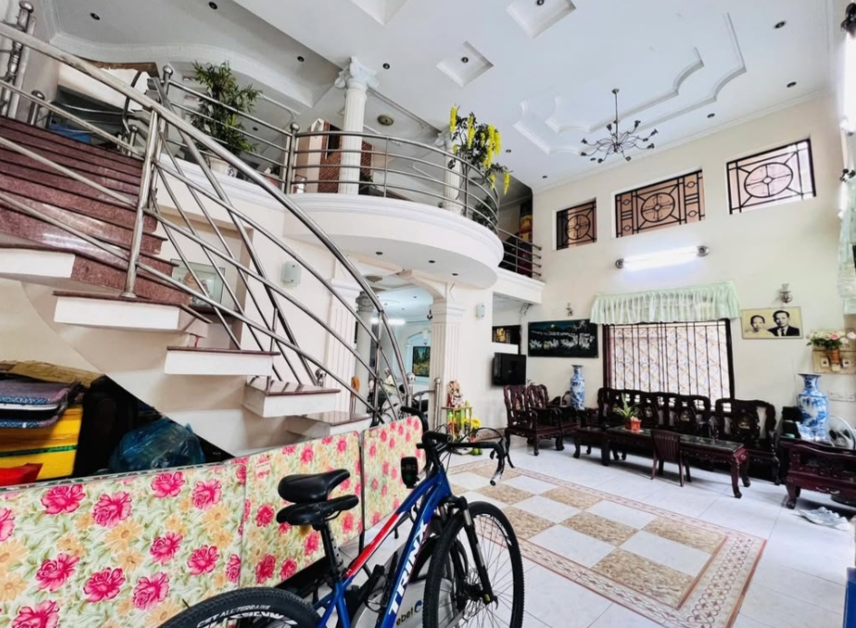 VILLA ĐƯỜNG PHAN XÍCH LONG - 3 TẦNG 241m2 8PN - 38 TỶ 11