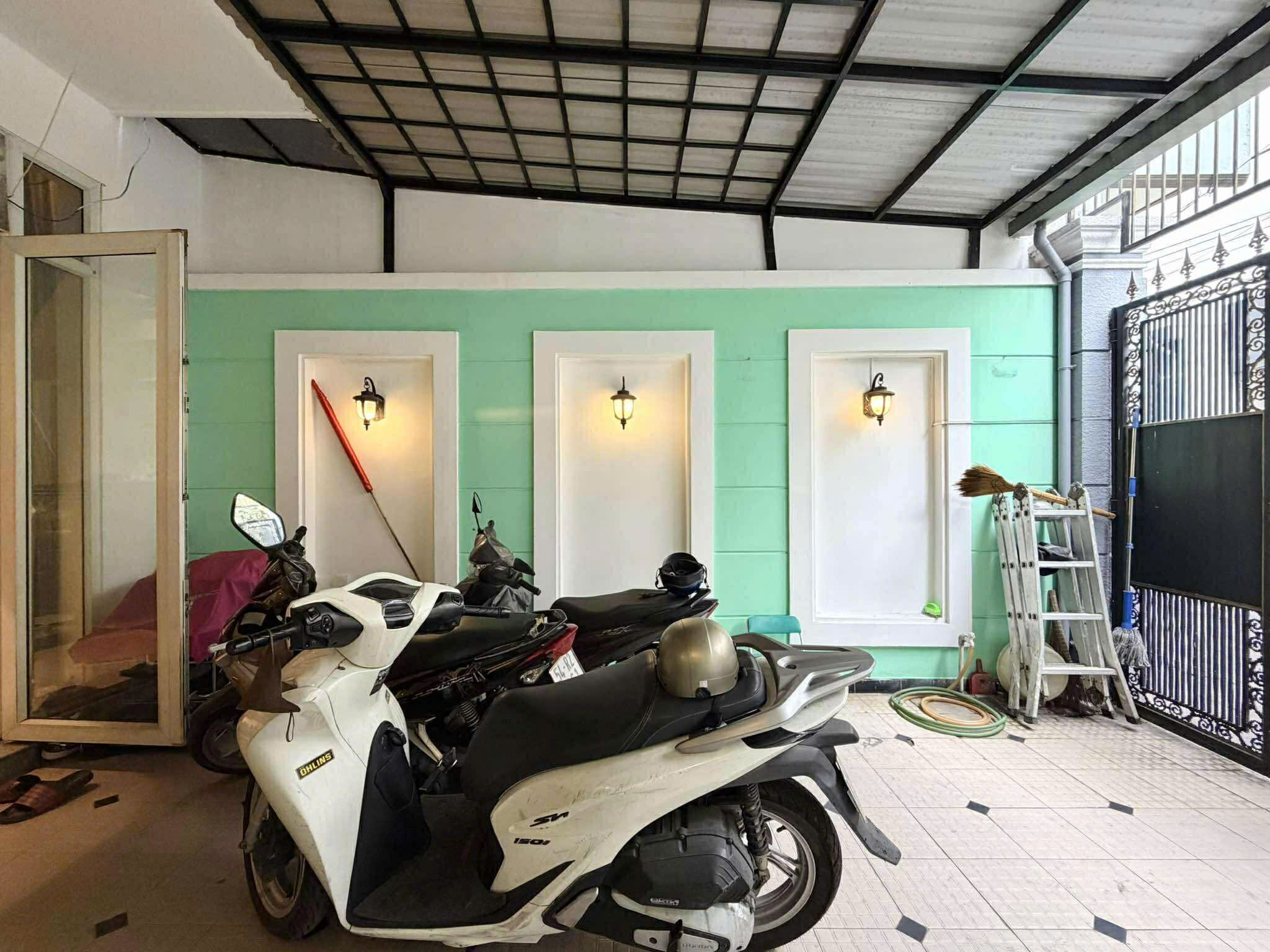 NHÀ HẺM XE TẢI 4 TẦNG THÍCH QUẢNG ĐỨC - 80m2 (4×20) - 16.5 TỶ 11