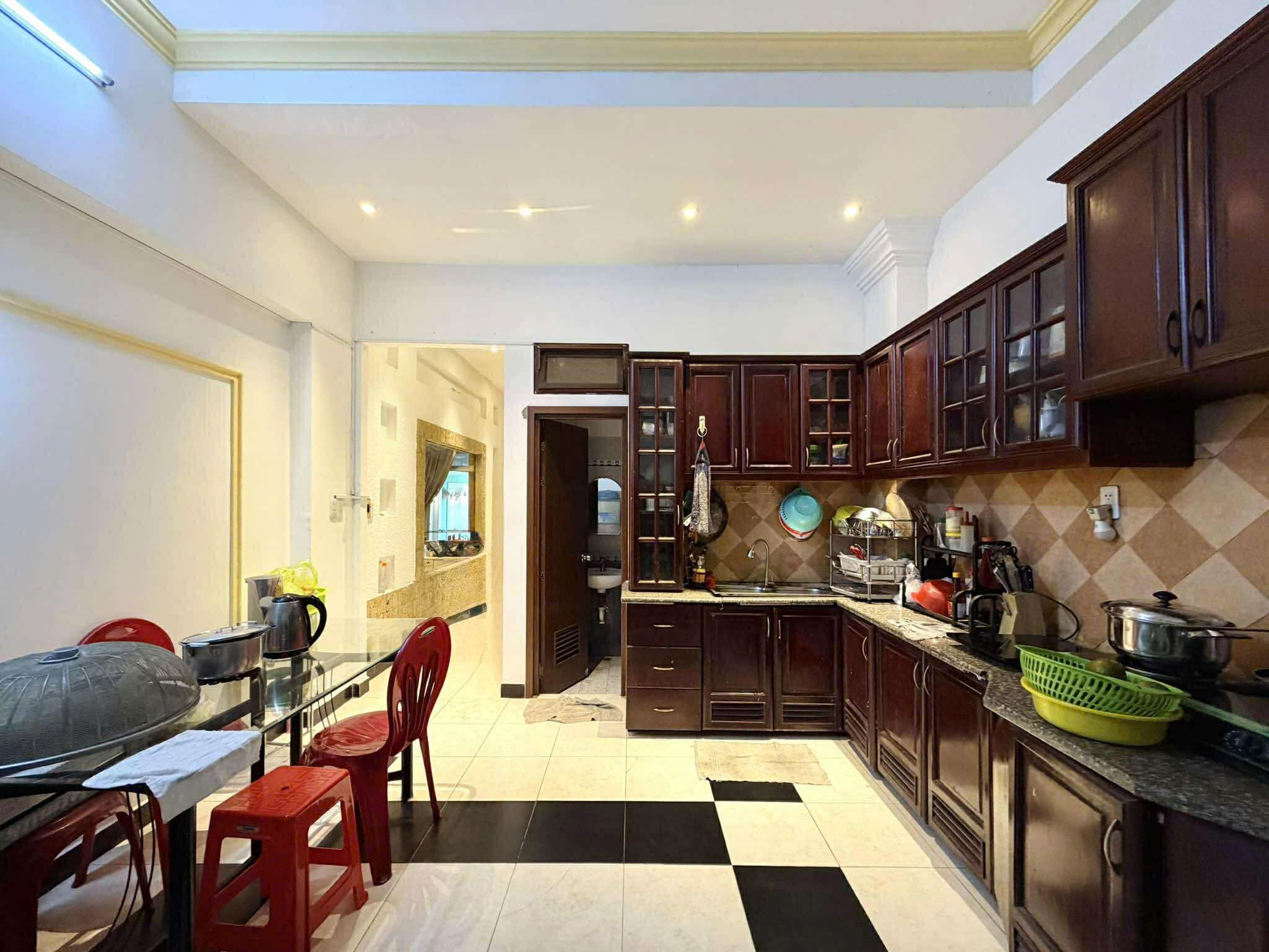 NHÀ HẺM XE TẢI 4 TẦNG THÍCH QUẢNG ĐỨC - 80m2 (4×20) - 16.5 TỶ 3