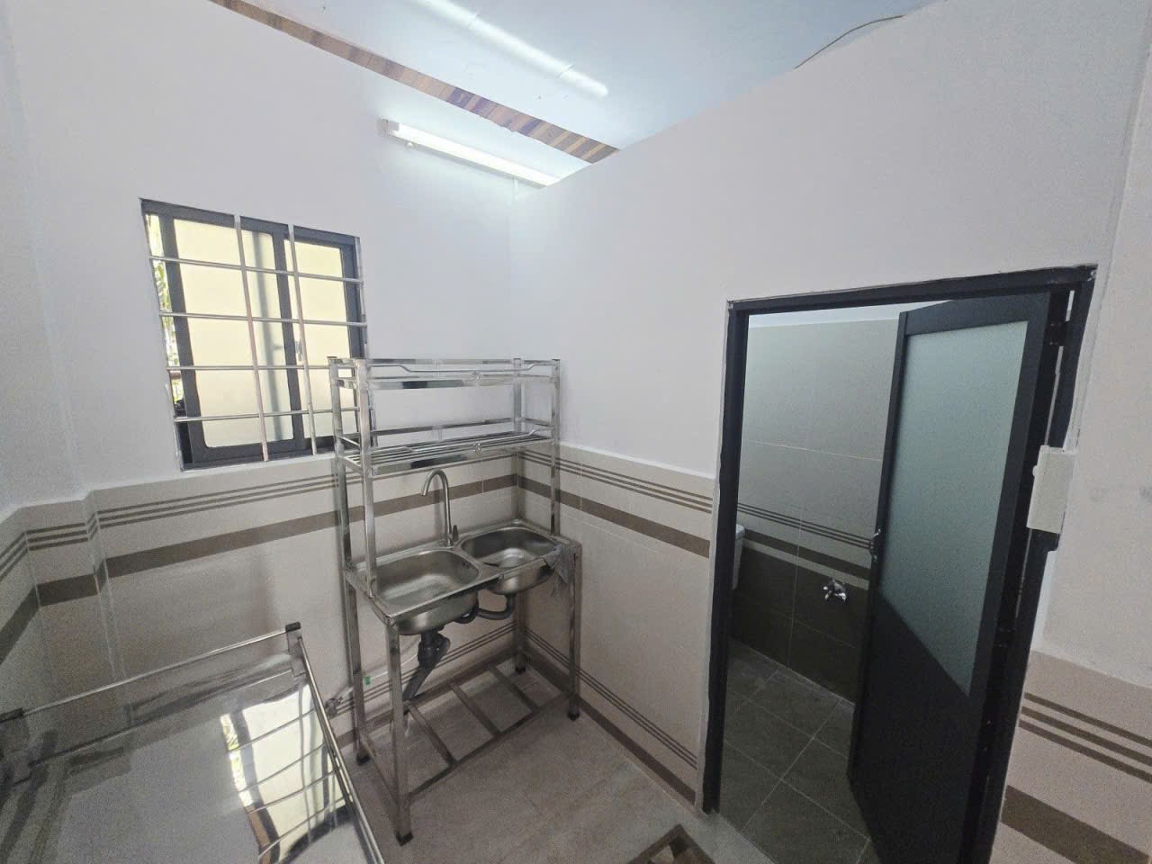 ĐƯỜNG 48 HIỆP BÌNH CHÁNH– GẦN PHẠM VĂN ĐỒNG – 1,2 TỶ - NHÀ ĐẸP 4