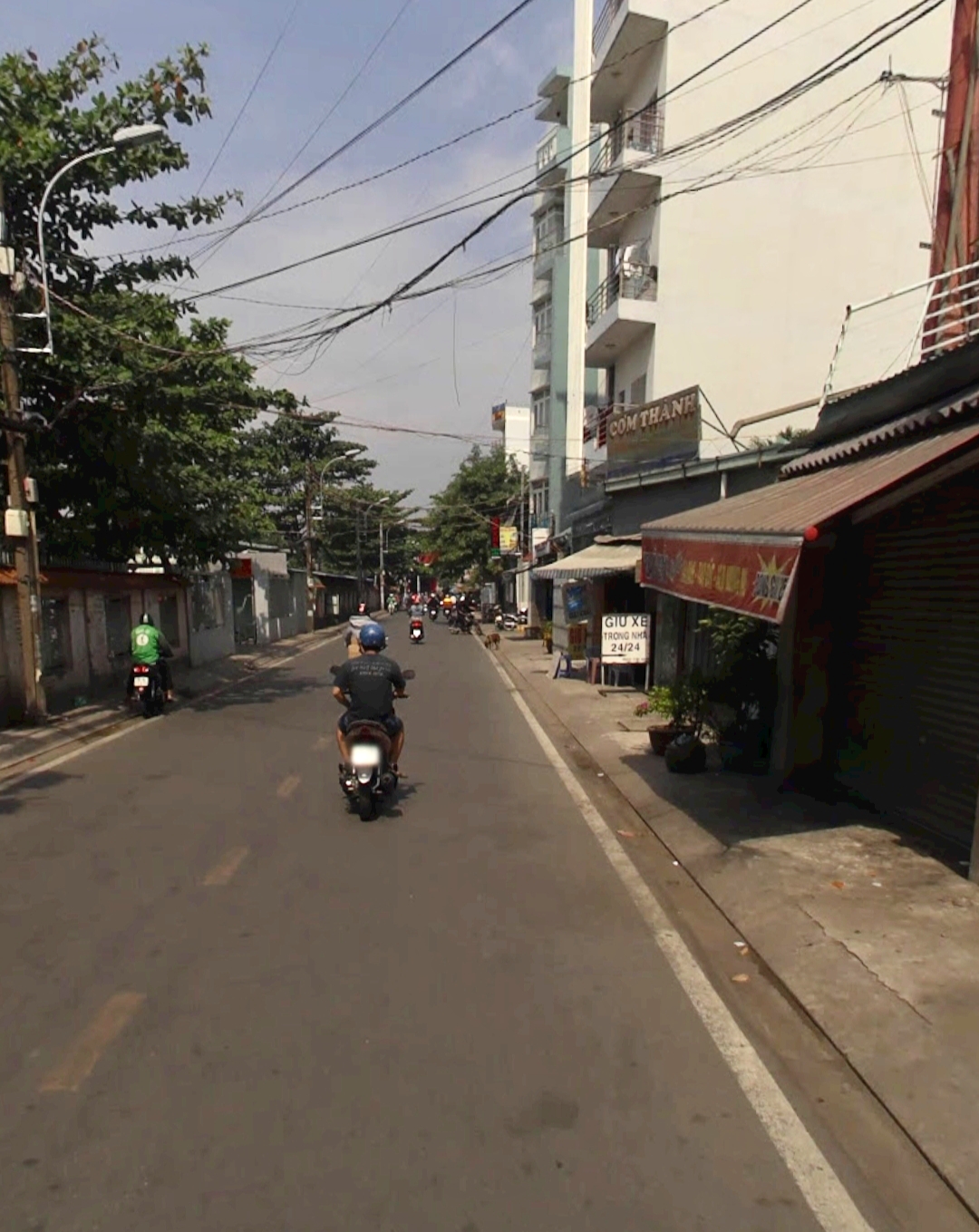 CHDV 7 TẦNG 25 PHÒNG + MẶT BẰNG - D/THU 70TR/THÁNG - SÁT BX MIỀN ĐÔNG 15