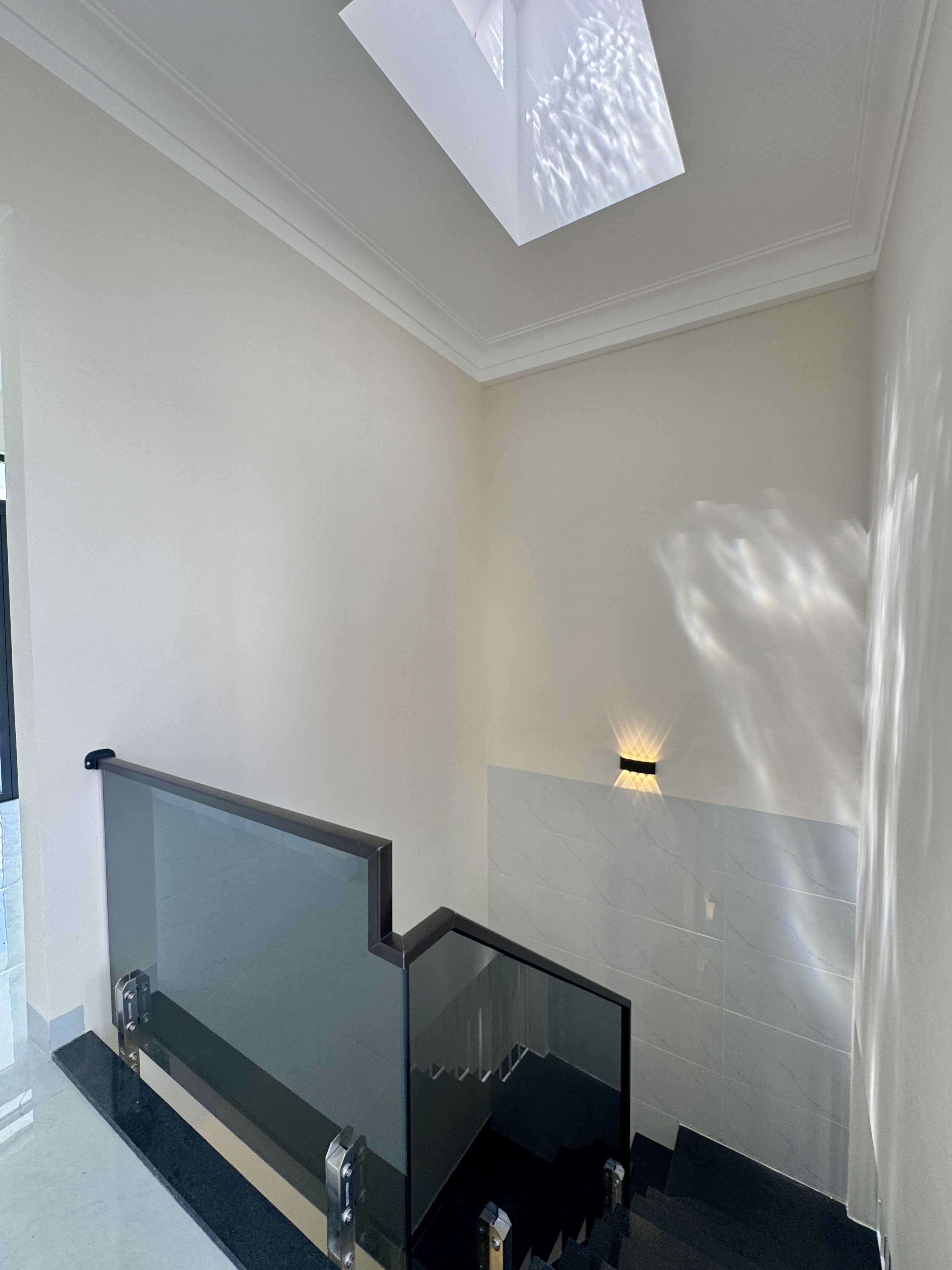 Cần bán Nhà mặt tiền đường Huỳnh Thúc Kháng, Phường Thị Nại, Diện tích 70m², Giá 6.95 Tỷ 2