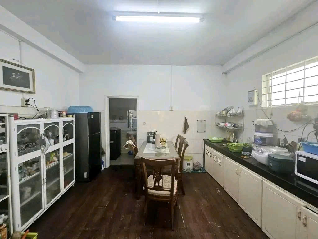 Hàng Hiếm - Nhà 2 MT Cách Trung Tâm Hành Chính Tỉnh Chỉ 70m - Đà Lạt Giá 8.5 Tỷ 3