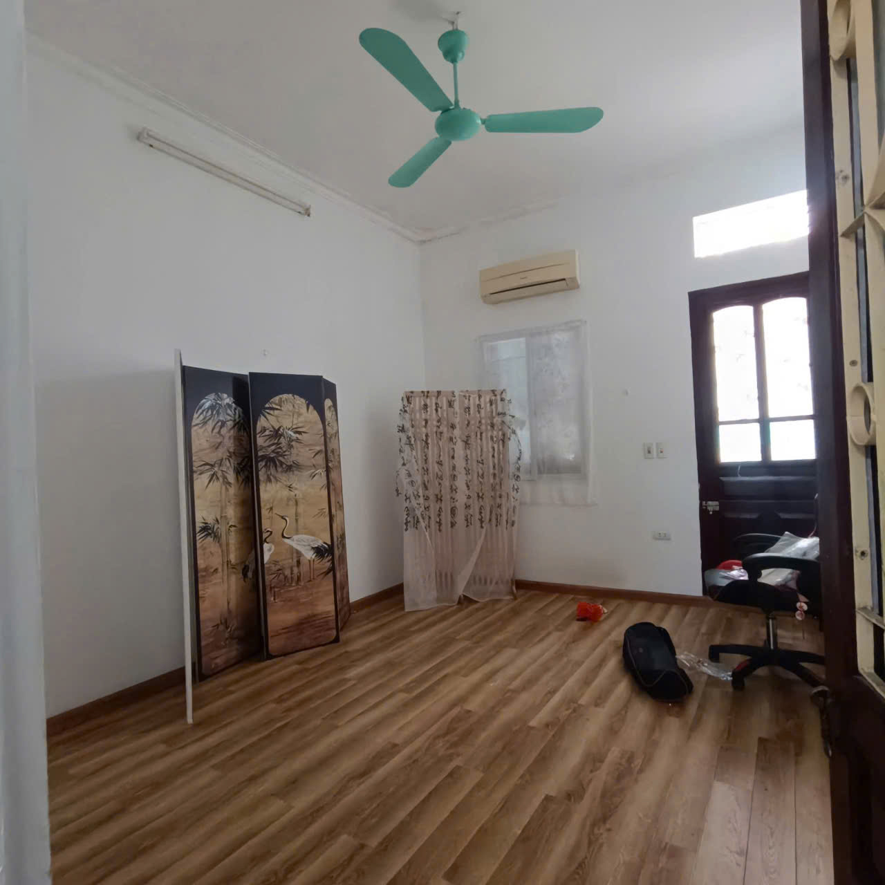 Cho thuê nhà nguyên căn ngõ 327 Nguyễn Trãi, Thanh Xuân 50m x 4T giá 12 triệu 2