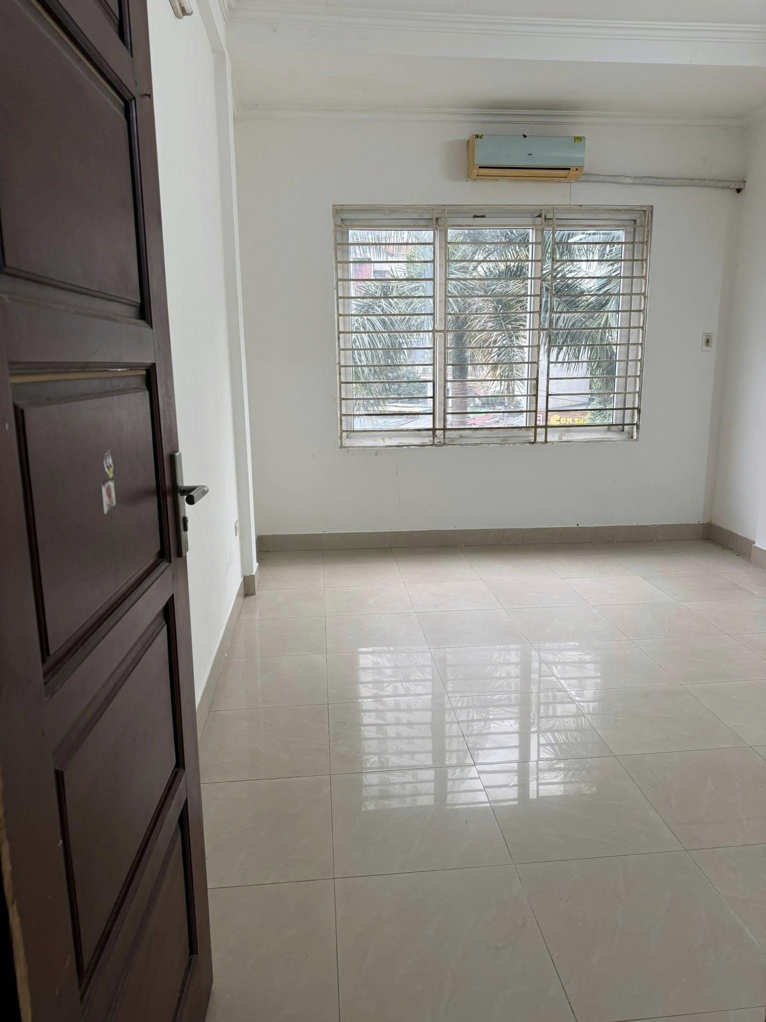 Cho thuê nhà ở ngõ 259 Yên Hòa, Cầu Giấy 35m x 4T giá 18 triệu Ô TÔ TRÁNH - KD 3