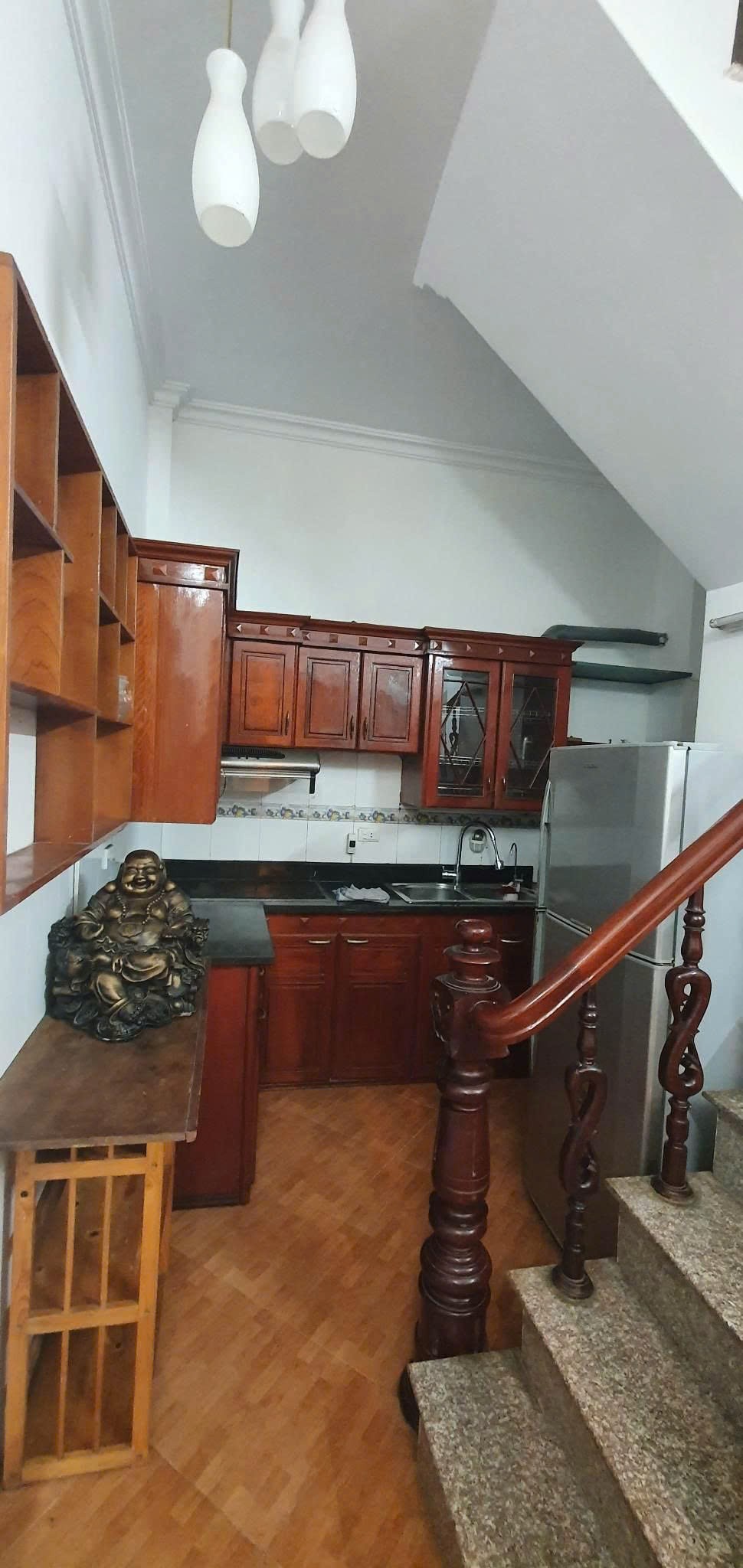 Cho thuê nhà mặt ngõ Chính Kinh - Thanh Xuân 30M X 5T giá 12.5tr FULL ĐỒ 2