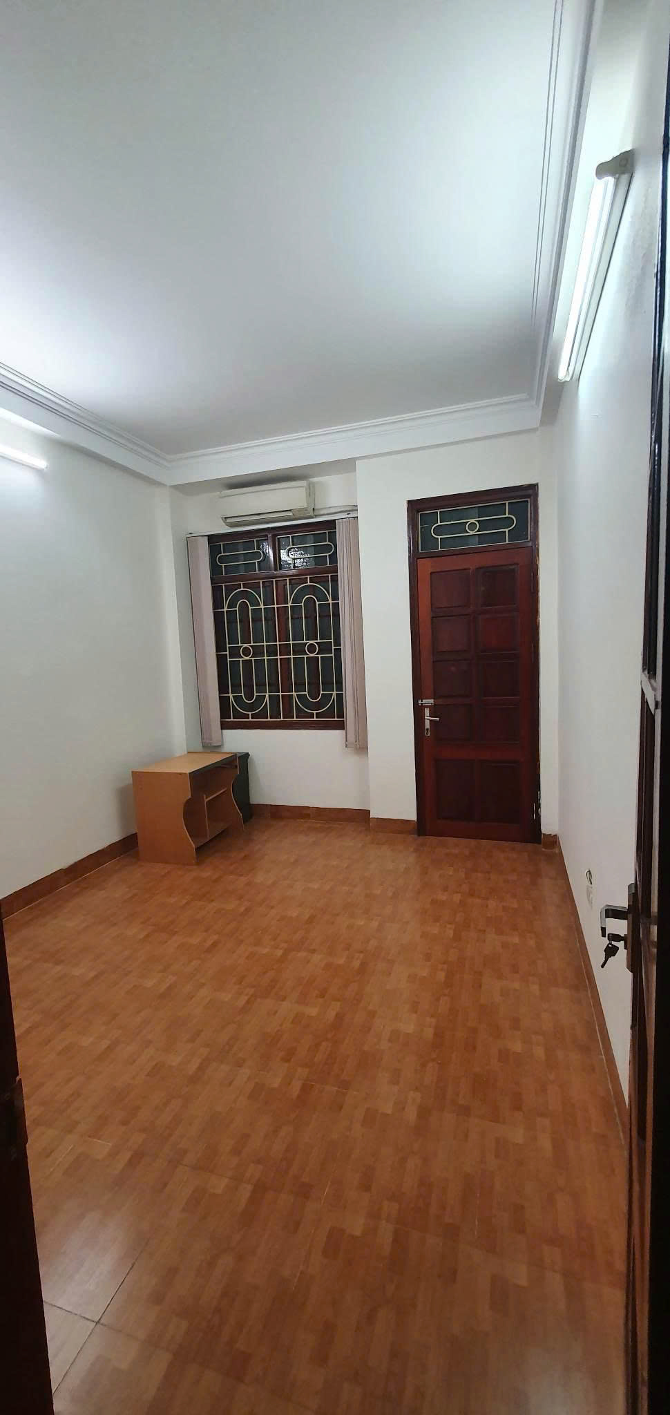 Cho thuê nhà mặt ngõ Chính Kinh - Thanh Xuân 30M X 5T giá 12.5tr FULL ĐỒ 3