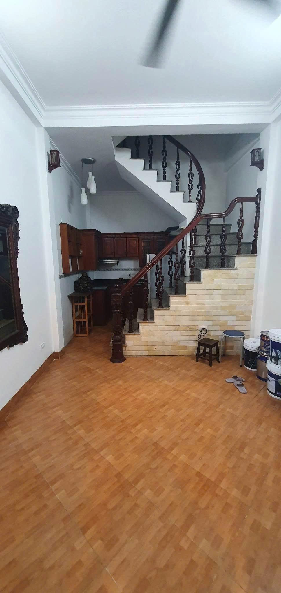 Cho thuê nhà mặt ngõ Chính Kinh - Thanh Xuân 30M X 5T giá 12.5tr FULL ĐỒ 5