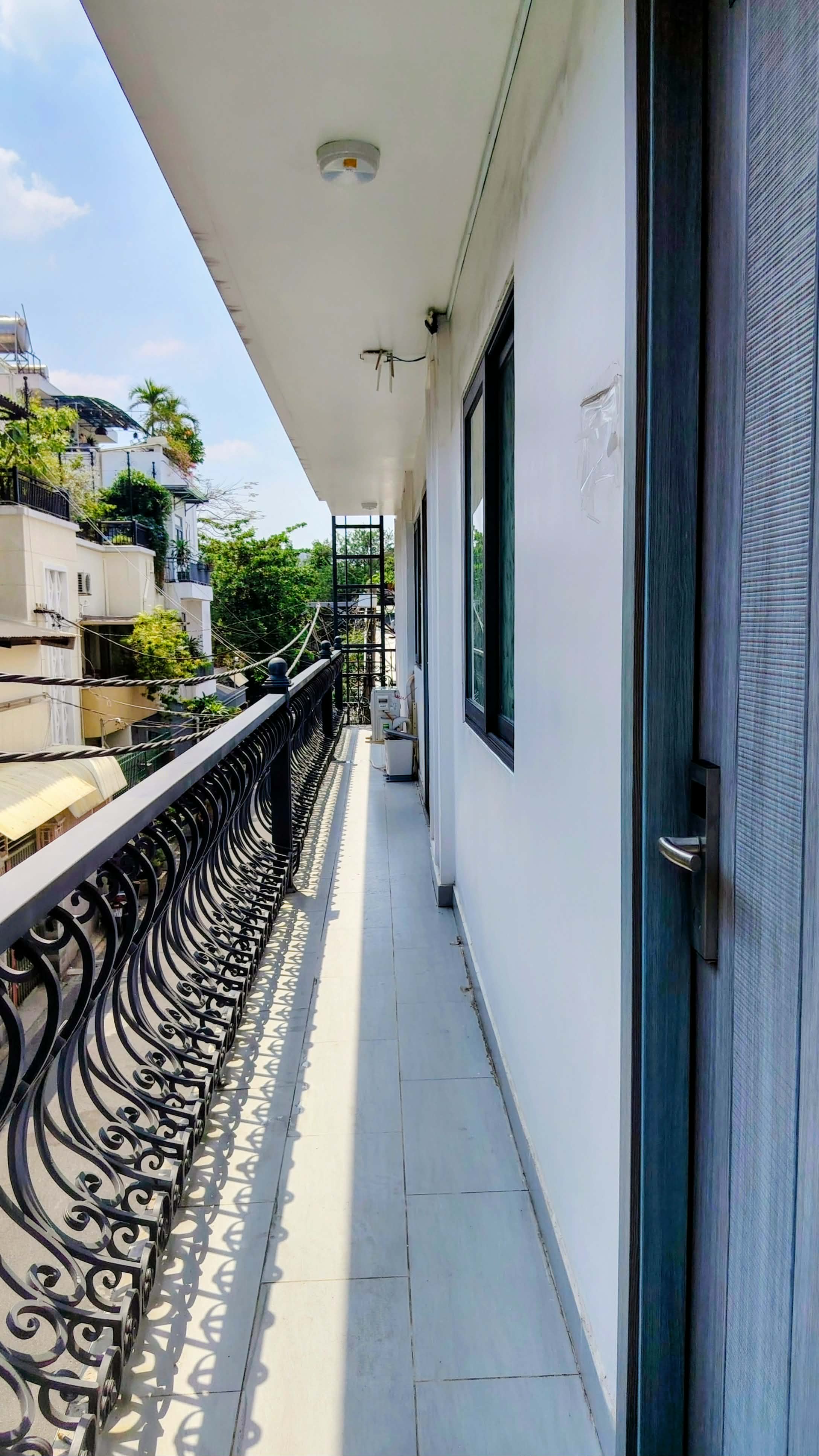 HOÀNG VĂN THỤ - 6 TẦNG GÓC 2MT - 13 CHDV ĐANG THUÊ KHOÁN 100TR/THÁNG