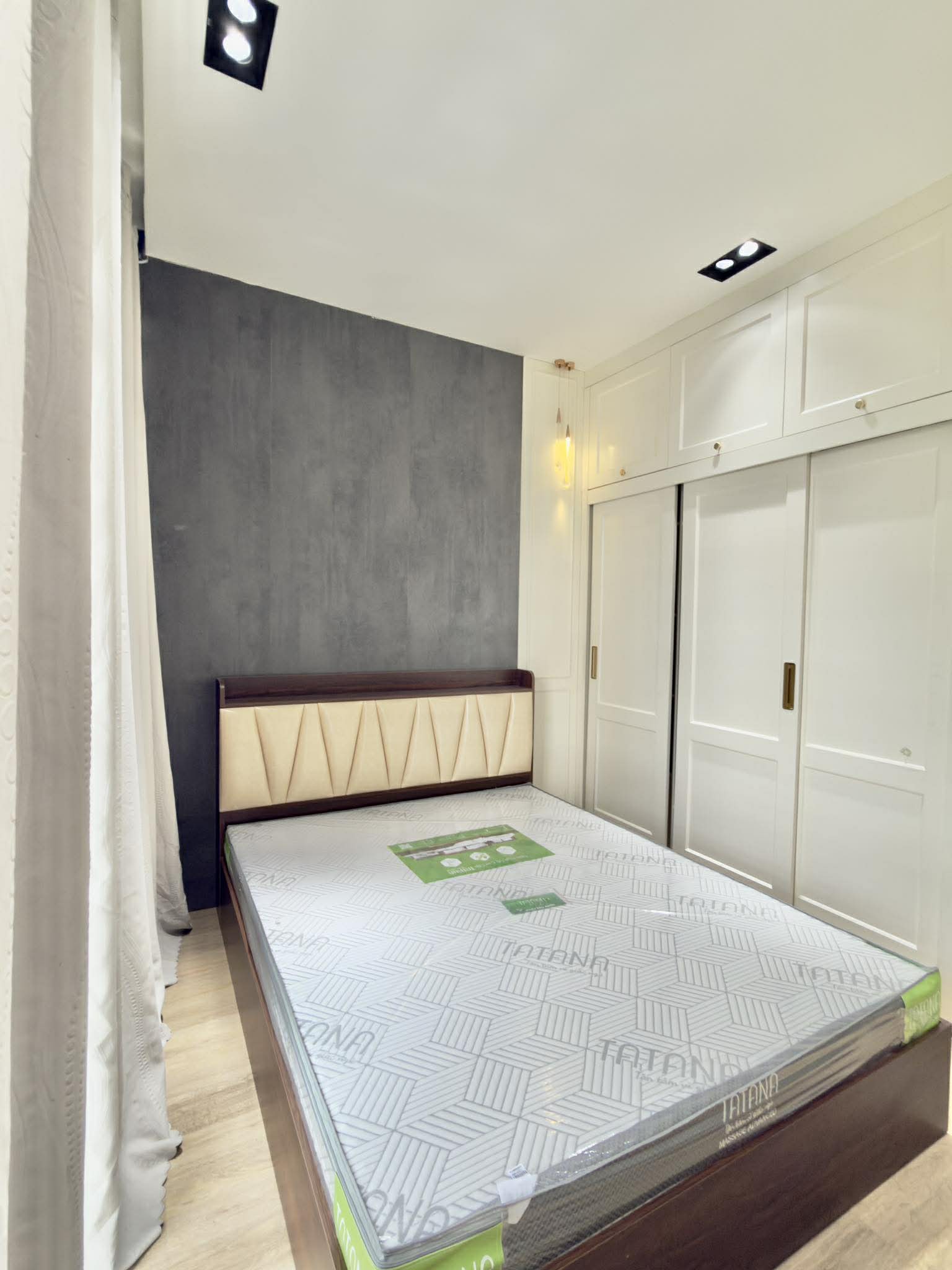 NHÀ 4 TẦNG XÔ VIẾT NGHỆ TĨNH - 65m2 HẺM OTO TRÁNH - 11.2 TỶ 13