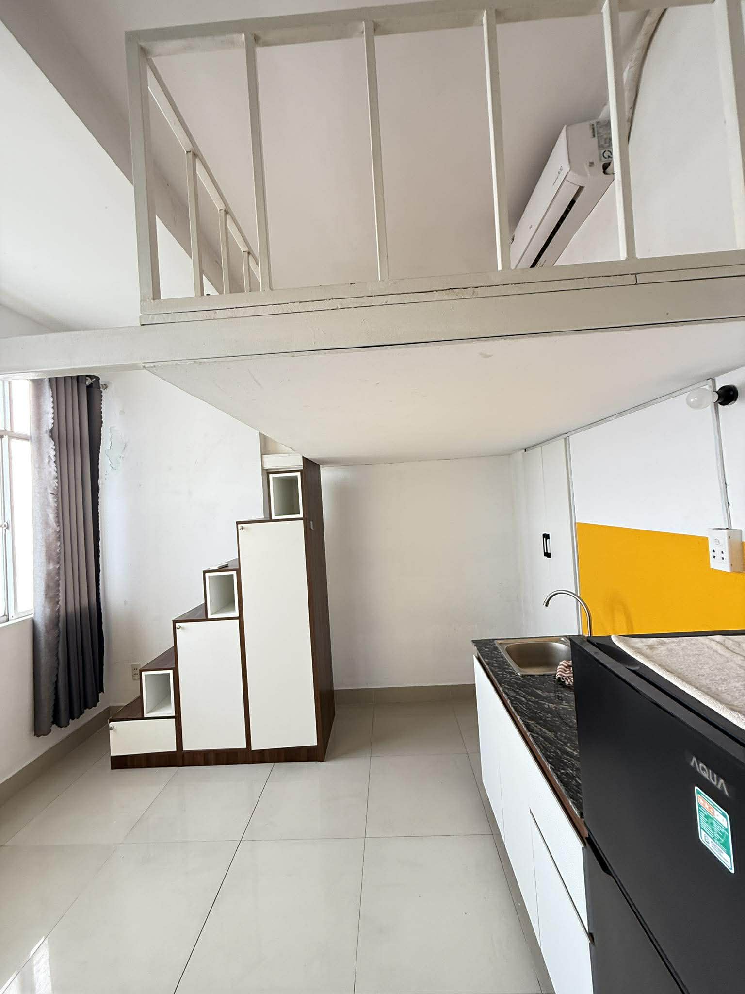 CHDV 7 TẦNG 25 PHÒNG + MẶT BẰNG - D/THU 70TR/THÁNG - SÁT BX MIỀN ĐÔNG 4