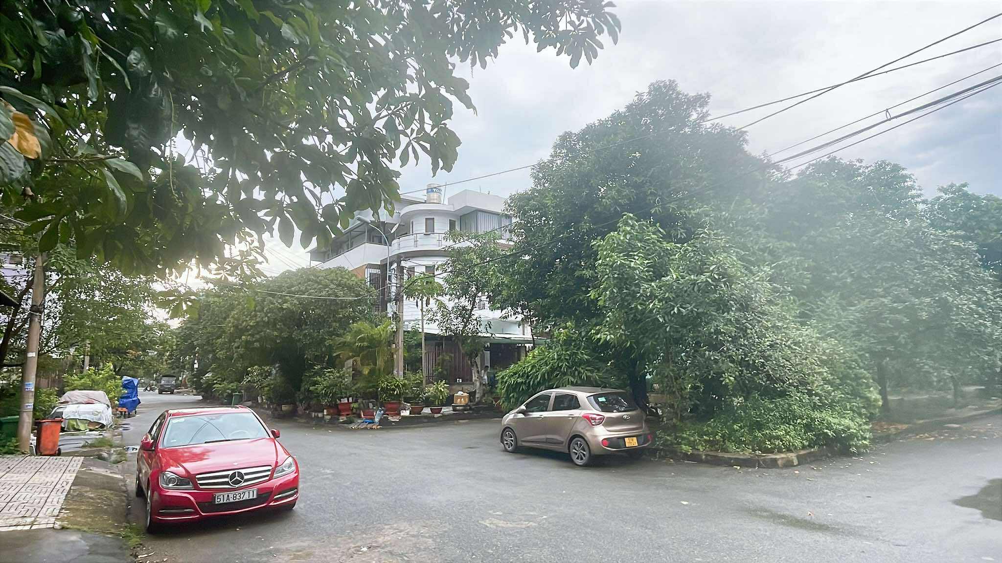 BIỆT THỰ VIEW CÔNG VIÊN 5 TẦNG 160m2 (8×20) - ĐƯỜNG 12m HIỆP BÌNH CHÁNH 2