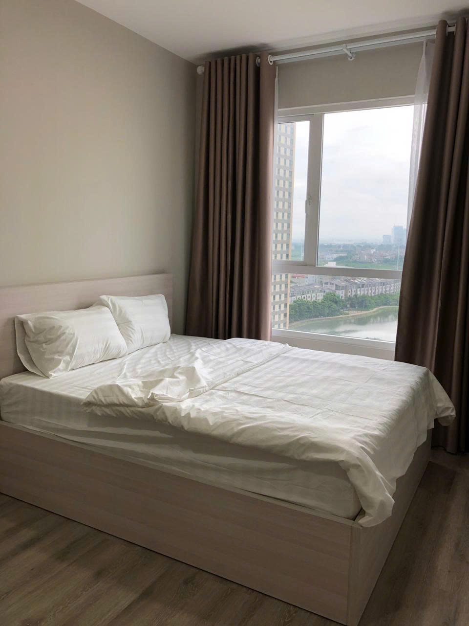 Bán căn hộ 2PN-81m2 SEASONS AVENUE tòa S4, giá 7.x tỷ 4