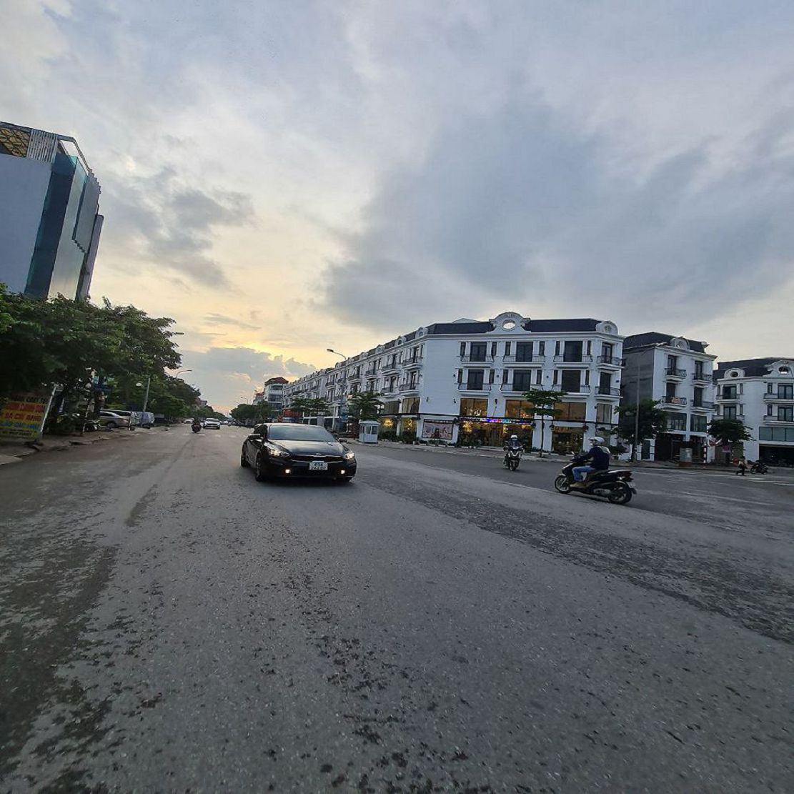 Tái định cư Trâu Quỳ, GL HN. 62m2, đường 13m giá đầu tư. Lh 0989894845 Tôi có lô đất 62m2 tại khu T