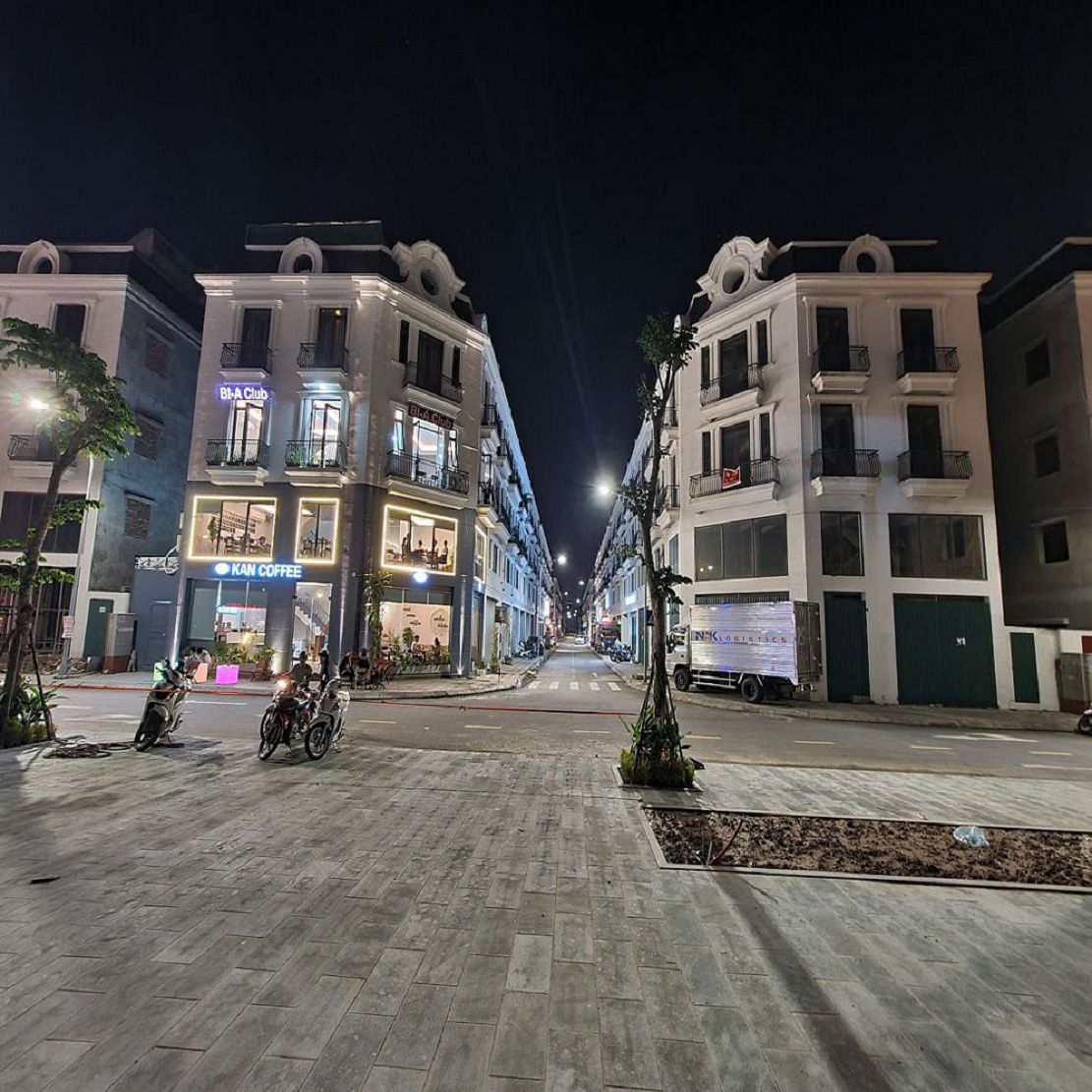 Nhà 5 tầng vừa ở vừa kinh doanh tại trung tâm Trâu Quỳ, GL HN 79m2, mt 10m. Lh 0989894845 Bán nhà 5