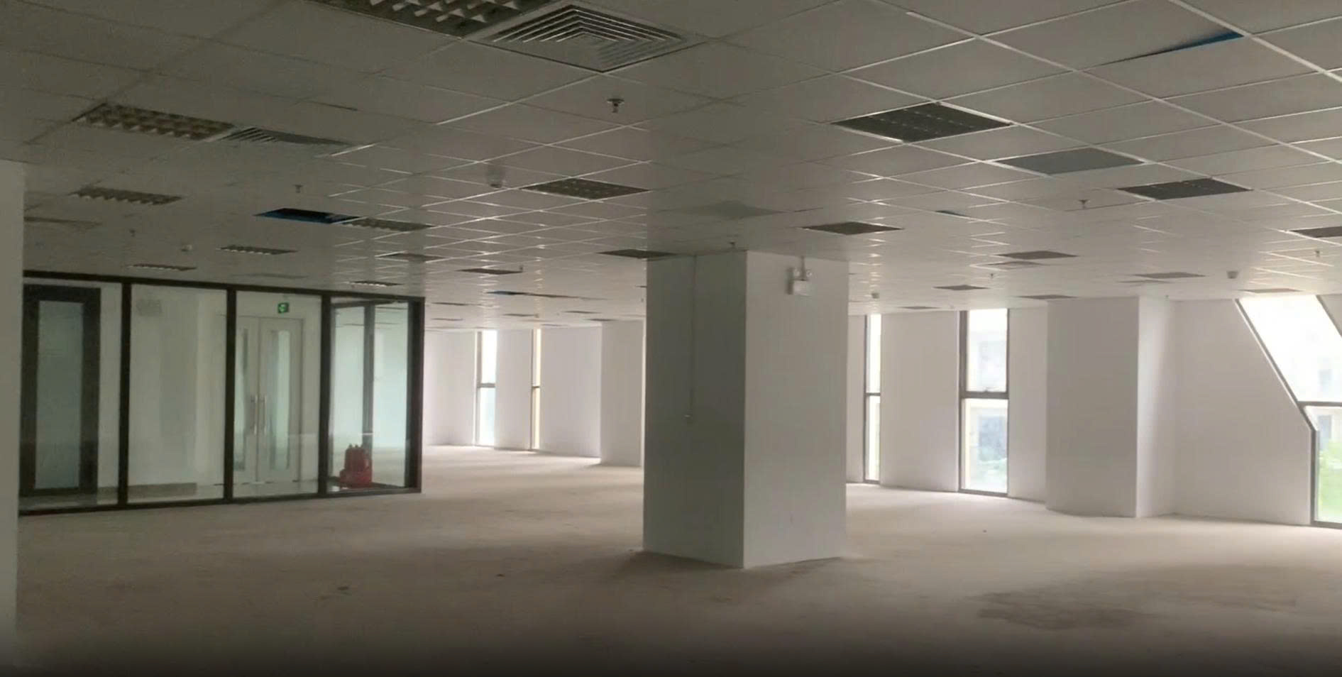 CHO THUÊ VĂN PHÒNG – KHỐI ĐẾ 6TH ELEMENT, KHU ĐÔ THỊ TÂY HỒ TÂY  751 M² 2