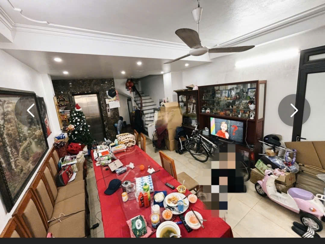 Cho thuê nhà Trần Quốc Toản, Hoàn Kiếm 50M X 5T THANG MÁY - KD  giá 40 triệu 2