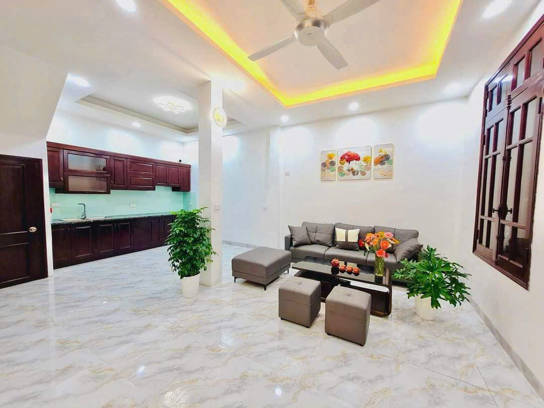 Cần cho thuê gấp nhà ngõ 51 Nguyễn Hoàng, Mỹ Đình 45m x 4T(5 NGỦ) giá 15 triệu 2