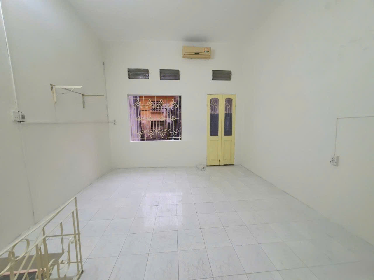 Cho thuê nhà phố Dương Khuê -  Mai Dịch quận Cầu Giấy 45m x 2T giá 9.5 triệu 3