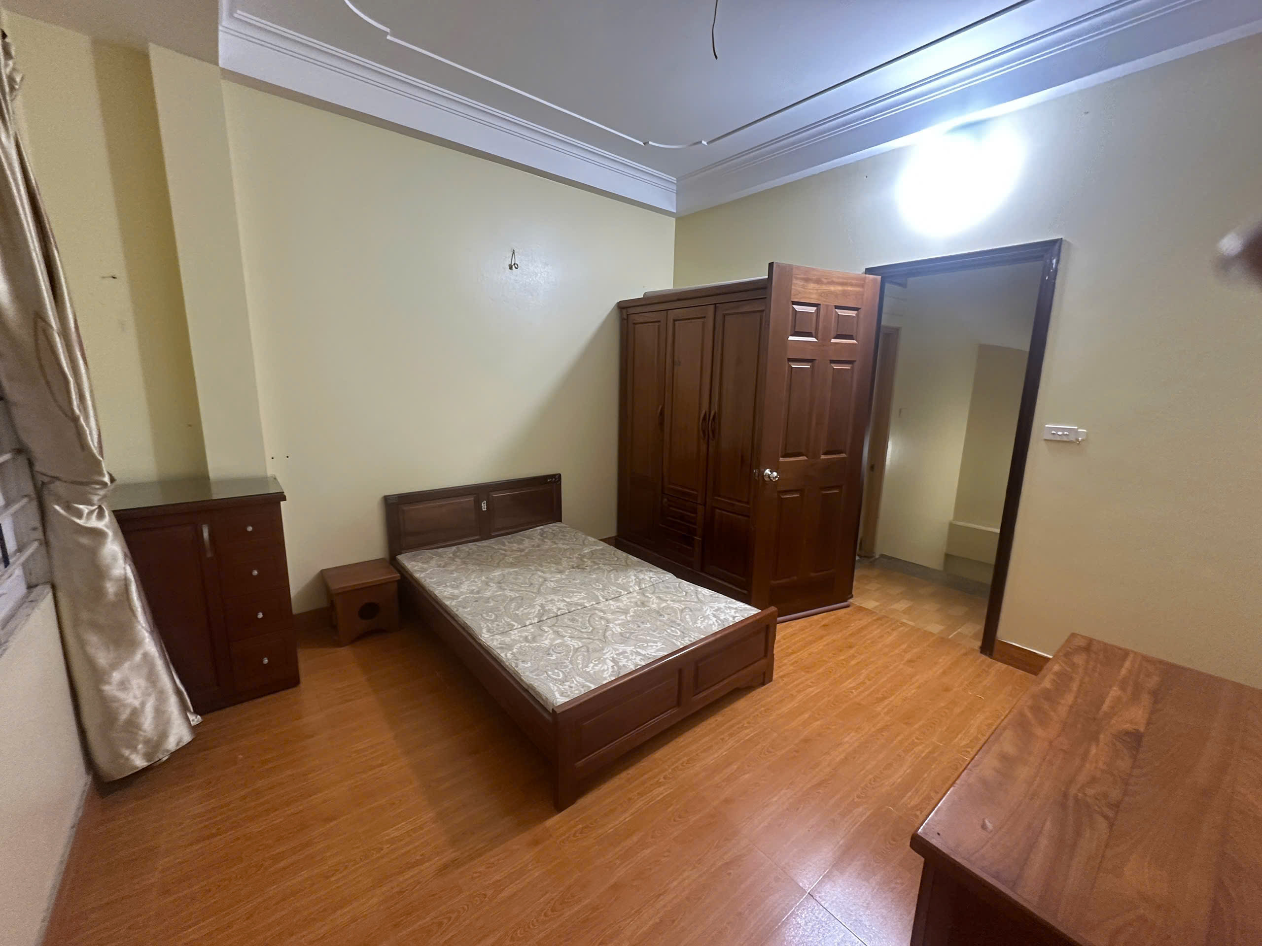 Cho thuê nhà ngõ 10 Láng Hạ, Đống Đa, Hà Nội 30m x 5 tầng, 3NKK giá 13 triệu 4