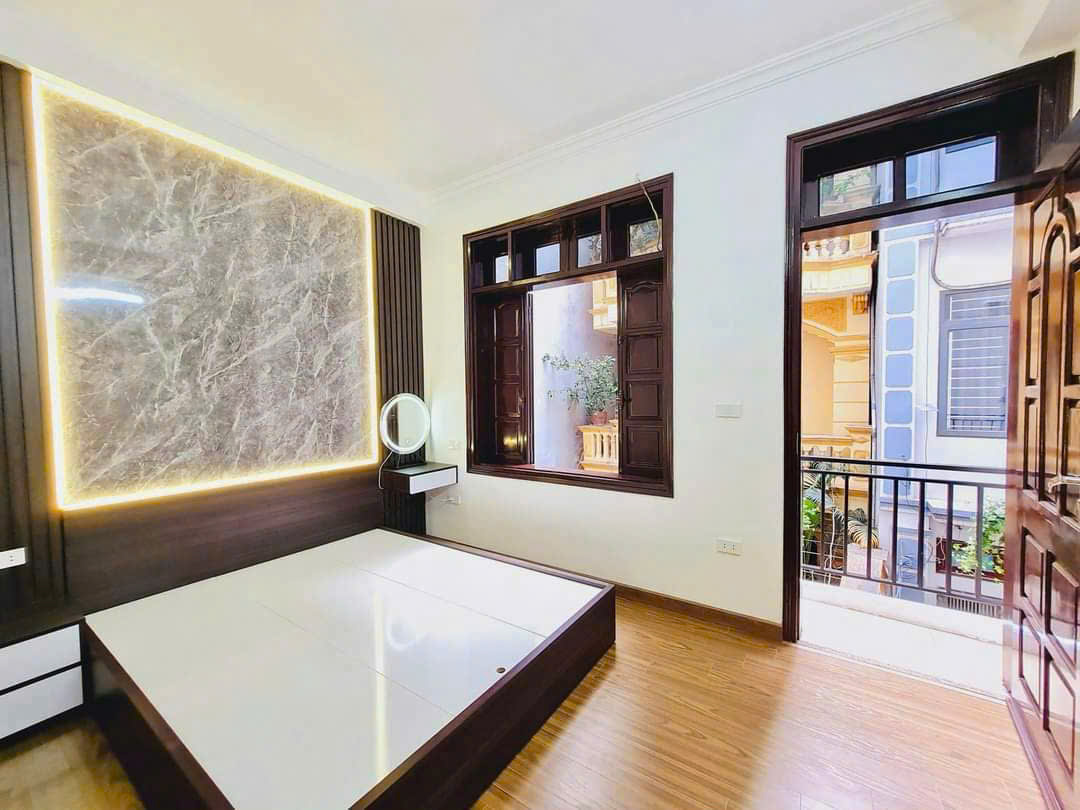 Cho thuê nhà ngõ 51 Nguyễn Hoàng, Mỹ Đình, Nam Từ Liêm 45m x 4T(5PN) giá 18.5tr 5