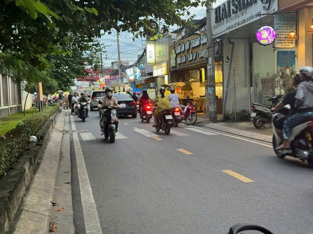 MẶT TIỀN NGUYỄN HỮU CẦU – TRUNG CHÁNH, HÓC MÔN - KD ĐỈNH – SẦM UẤT NGÀY ĐÊM 3